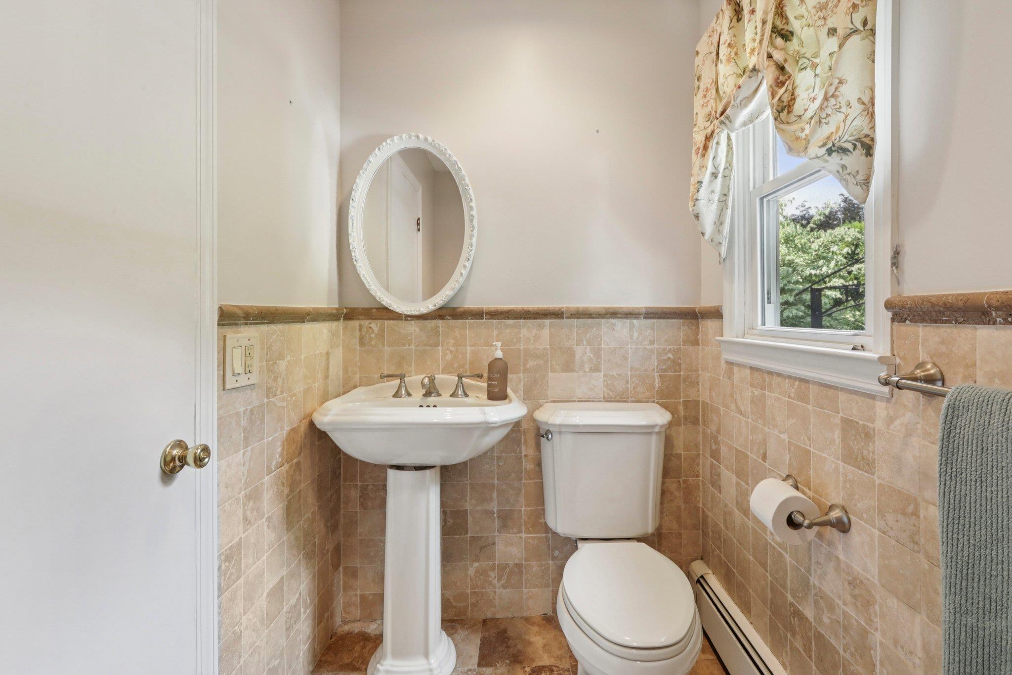 1 Martha Lane, Pearl River, NY 10965