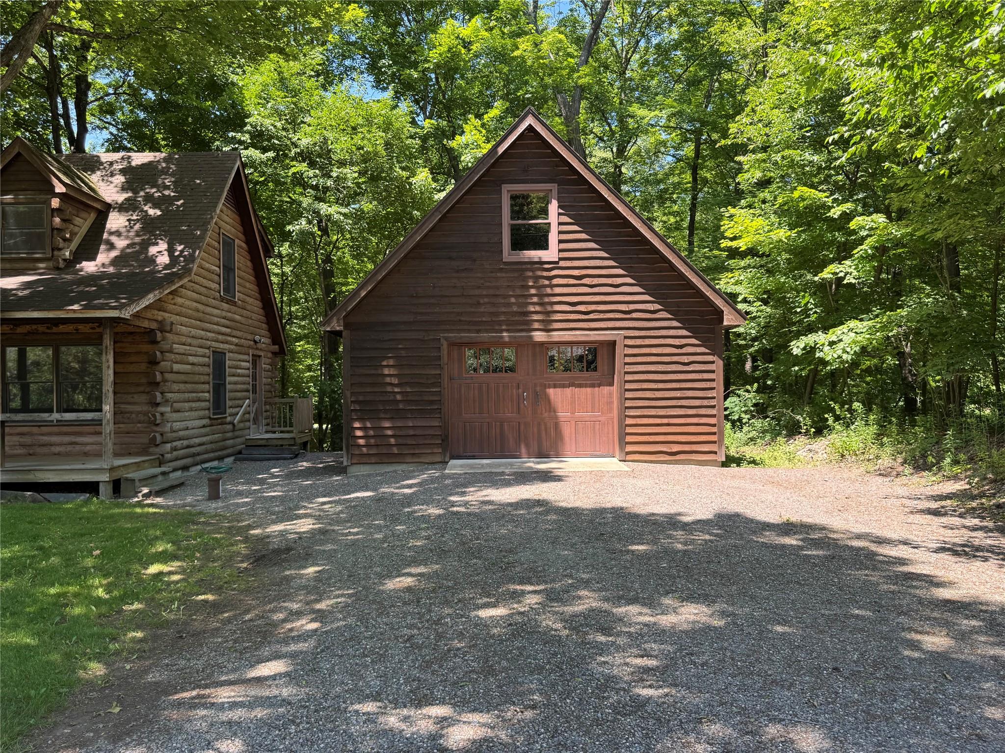 5 Will Palmer Road, Catskill, NY 12414