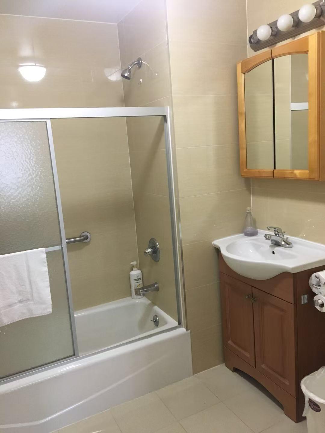3222 137th Street, Flushing, NY 11354