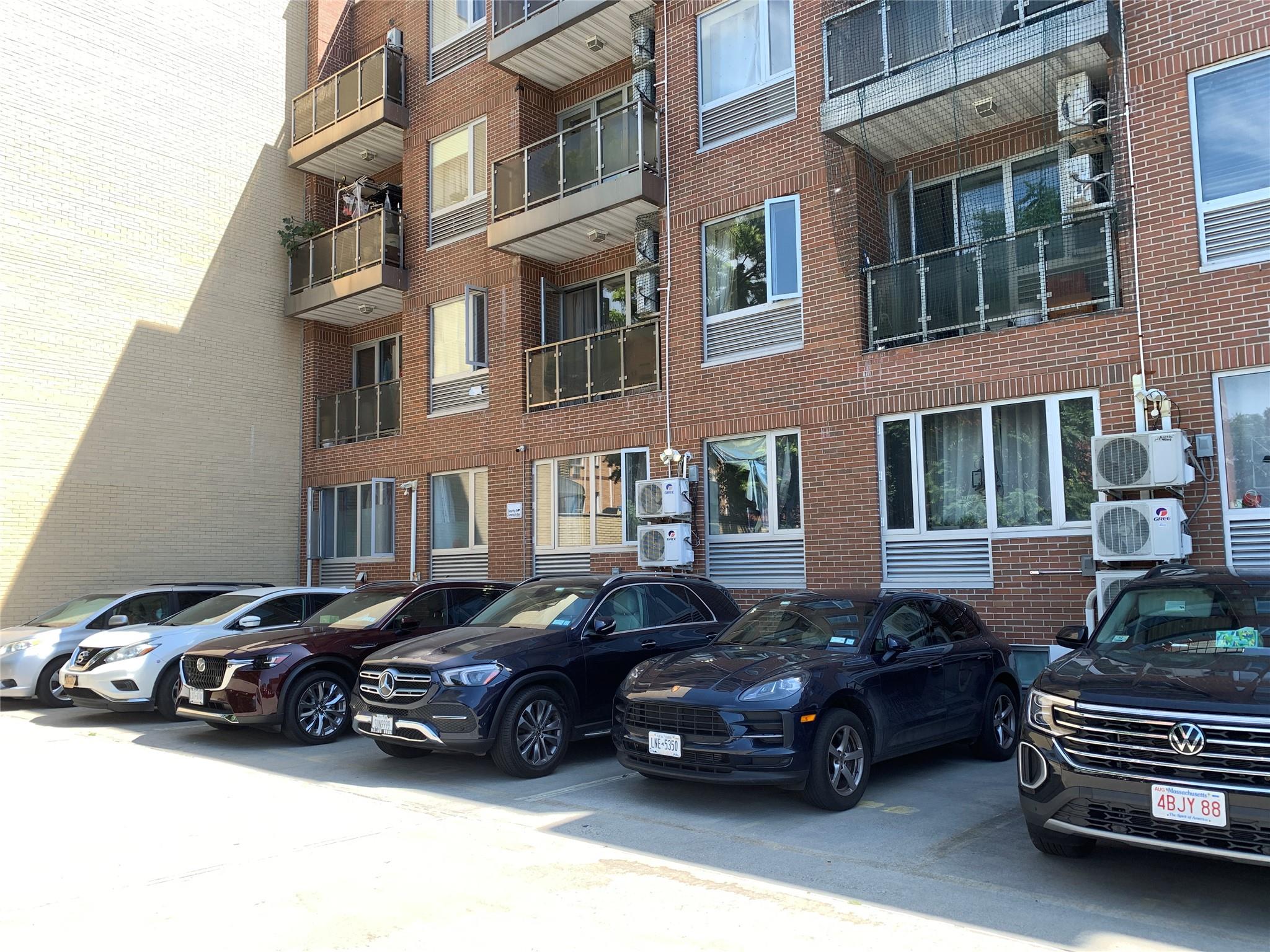 3222 137th Street, Flushing, NY 11354