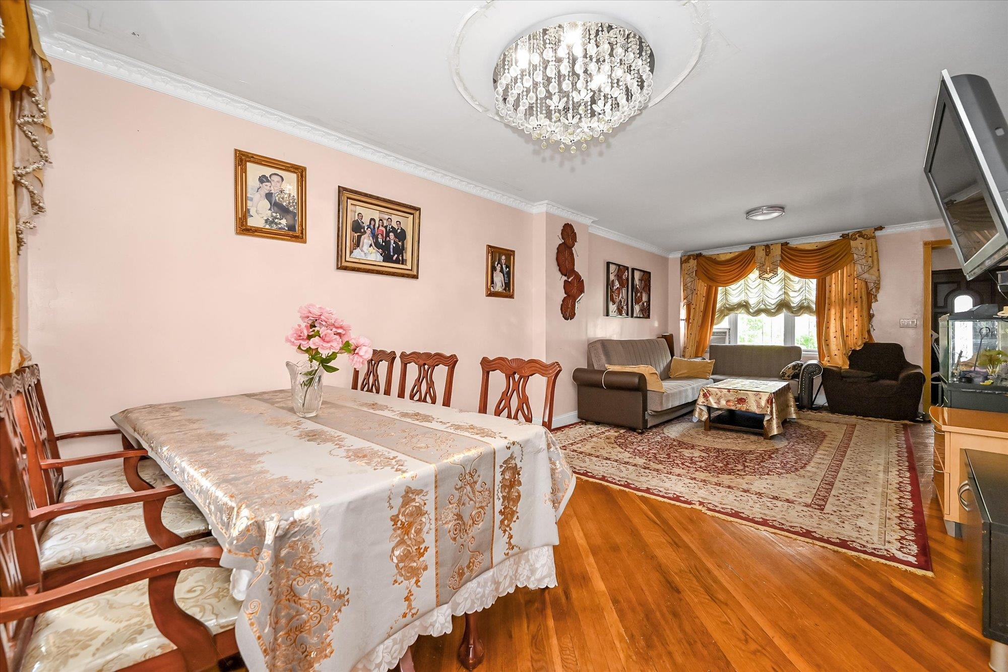 147-31 Hoover Avenue, Briarwood, NY 11435