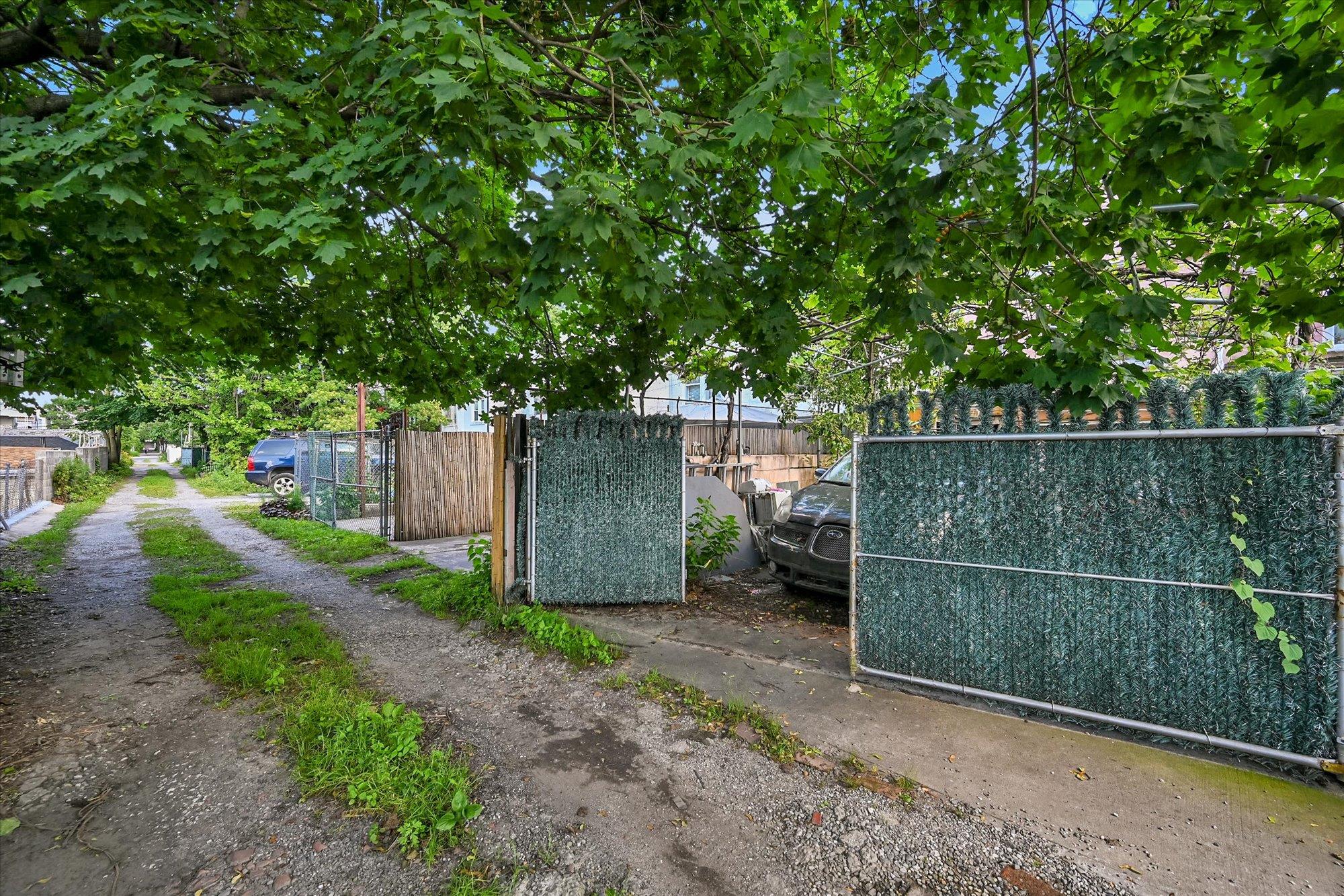 147-31 Hoover Avenue, Briarwood, NY 11435