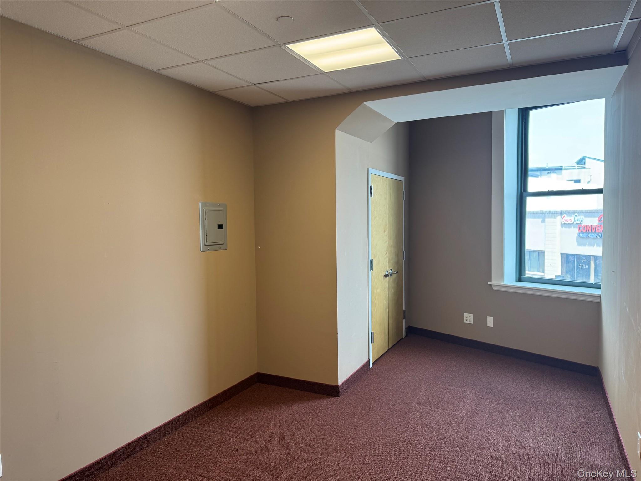 18 E Sunrise # 204, Freeport, NY 11520