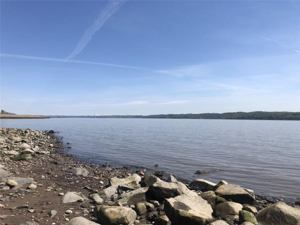 11 Lawrence Lane, Palisades, NY 10964