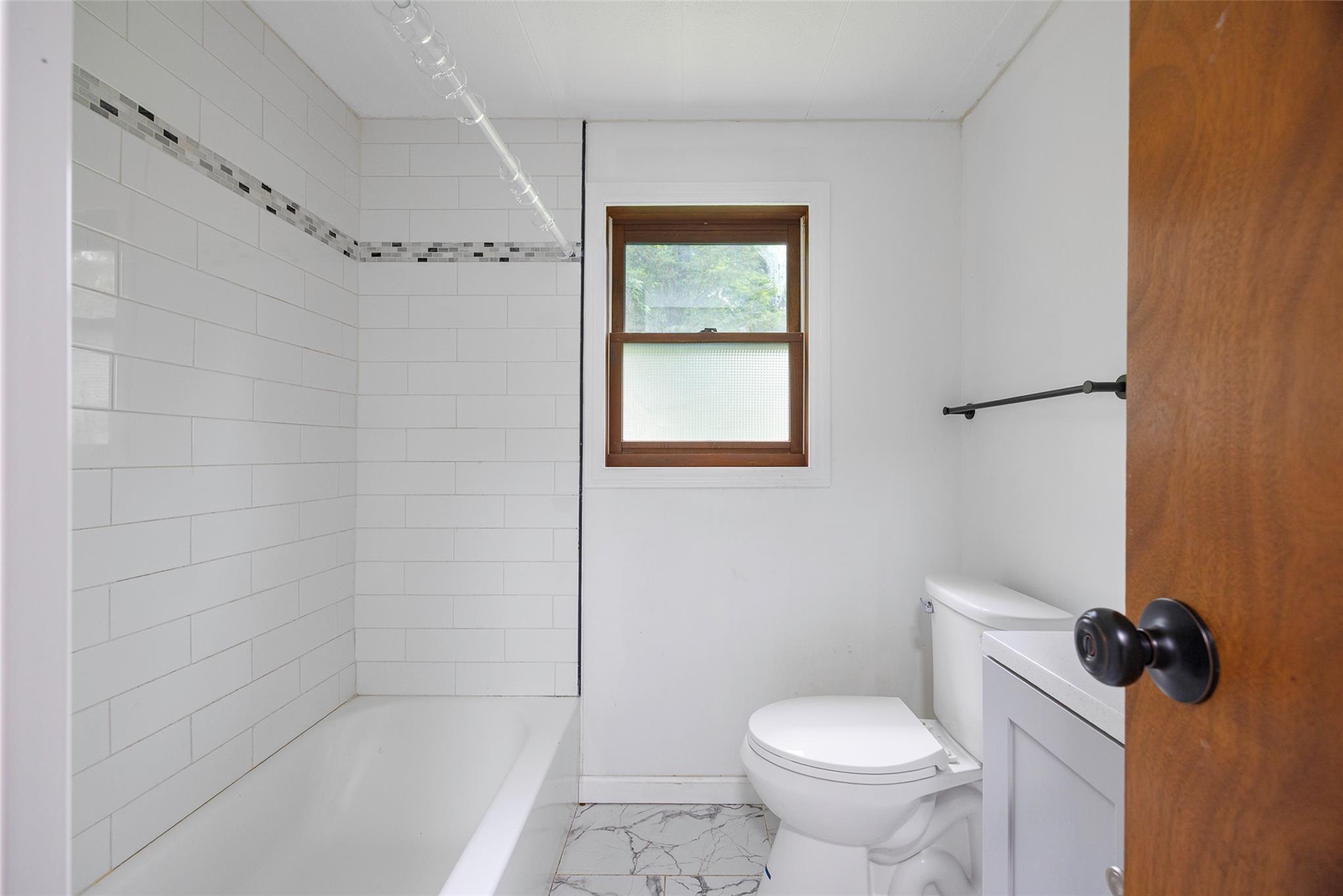 1503 Route 9G, Hyde Park, NY 12538