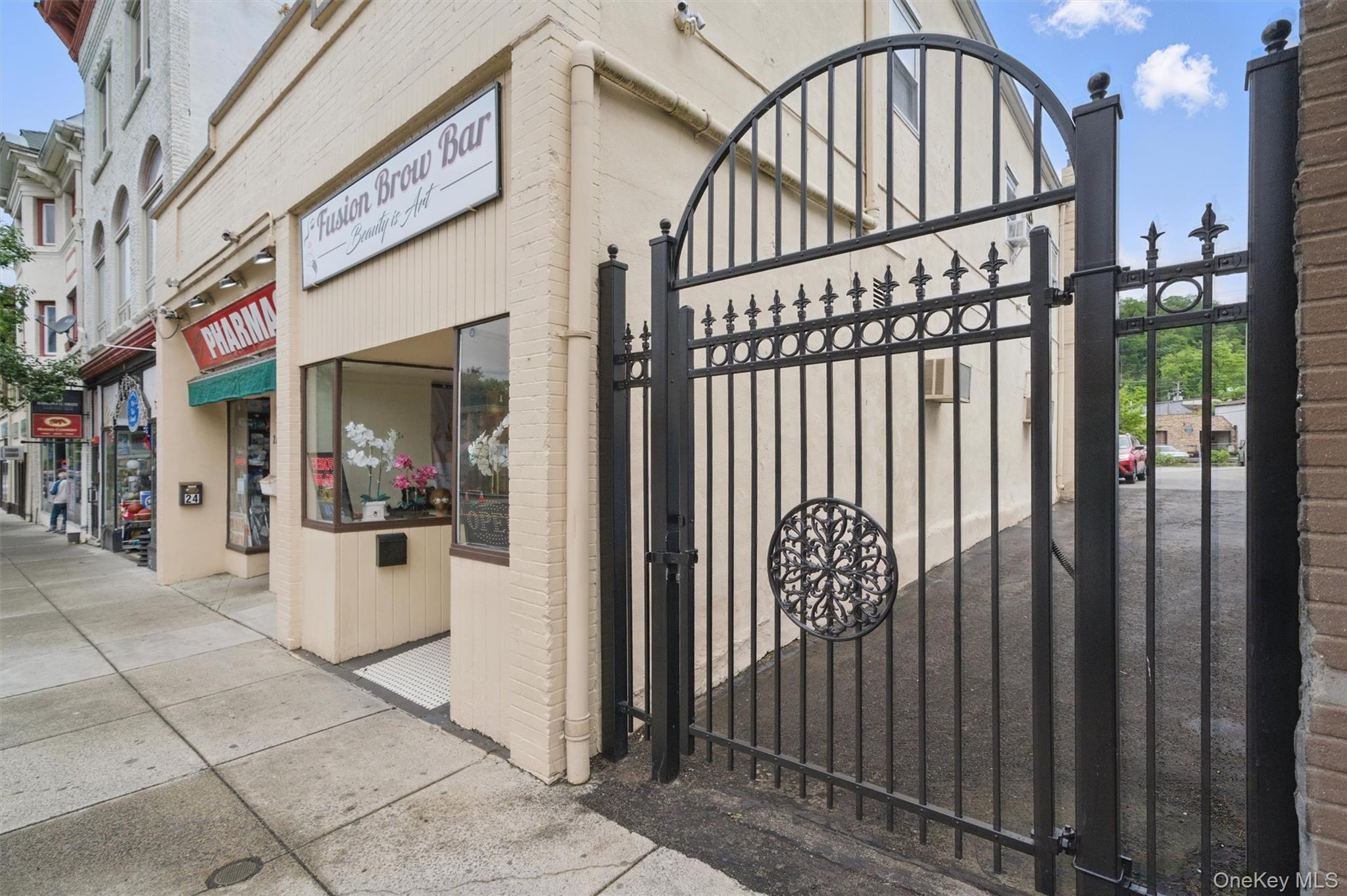 24 Lafayette Avenue, Suffern, NY 10901