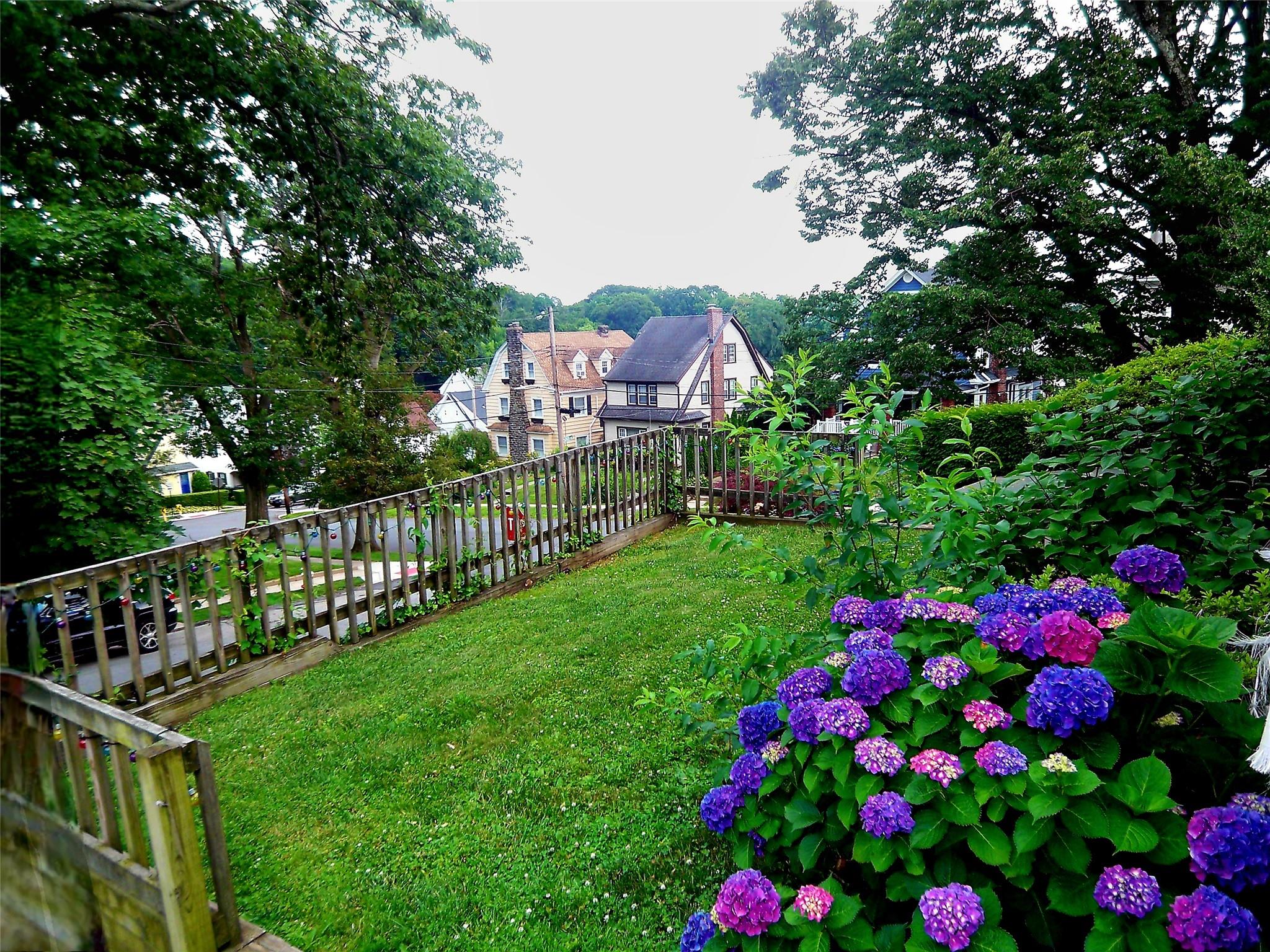 415 E Prospect Avenue, Mount Vernon, NY 10553