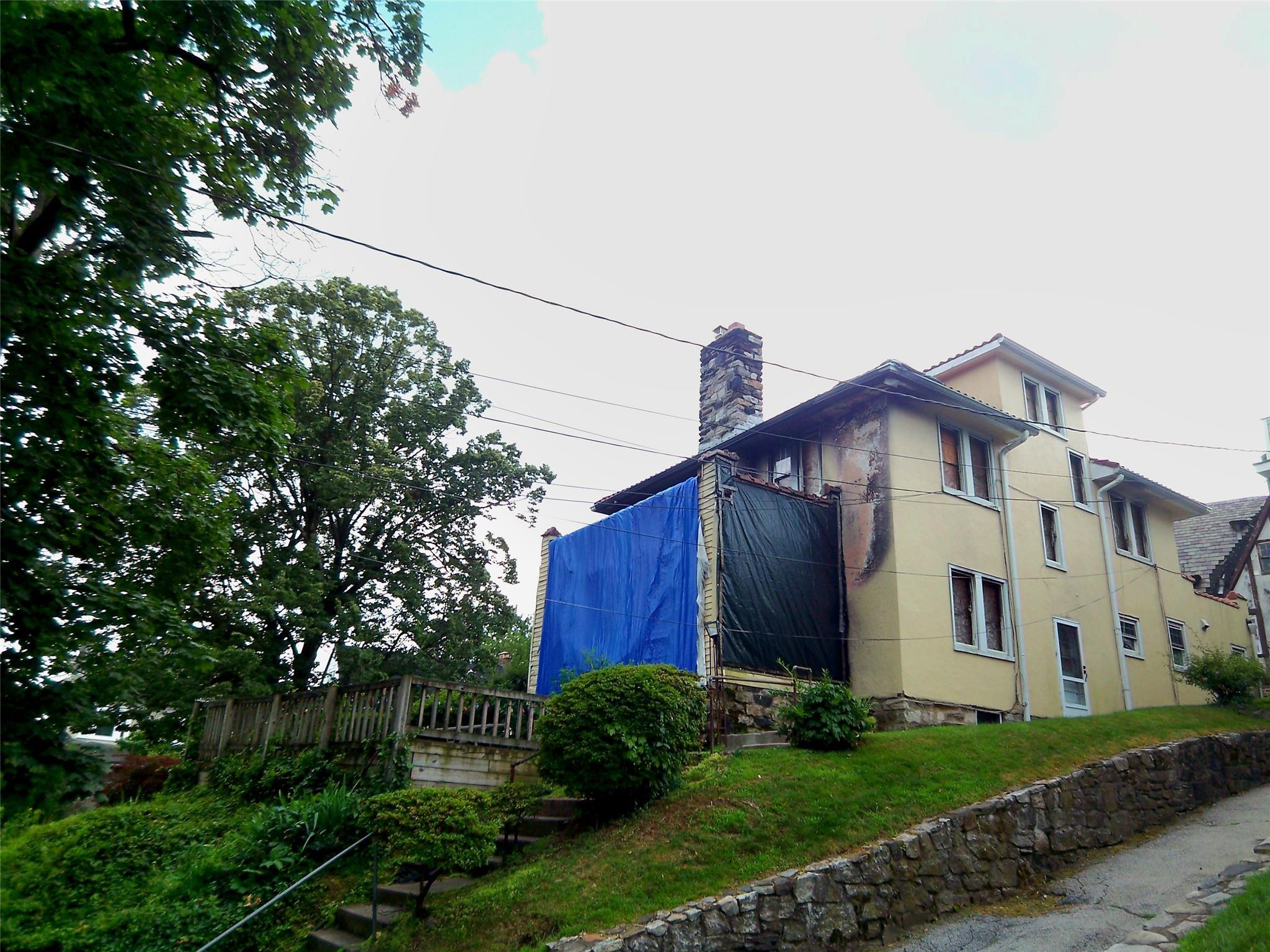 415 E Prospect Avenue, Mount Vernon, NY 10553