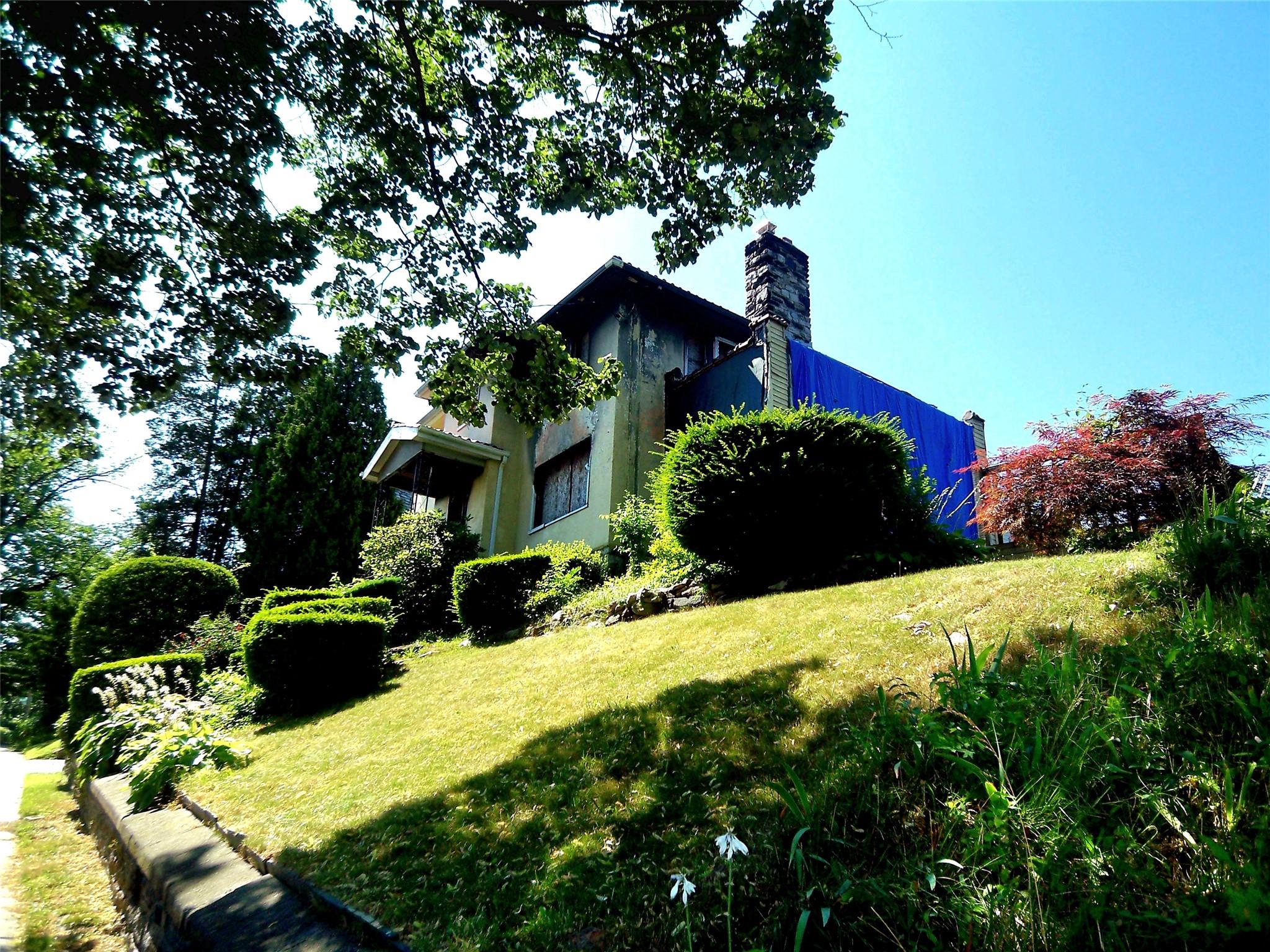 415 E Prospect Avenue, Mount Vernon, NY 10553