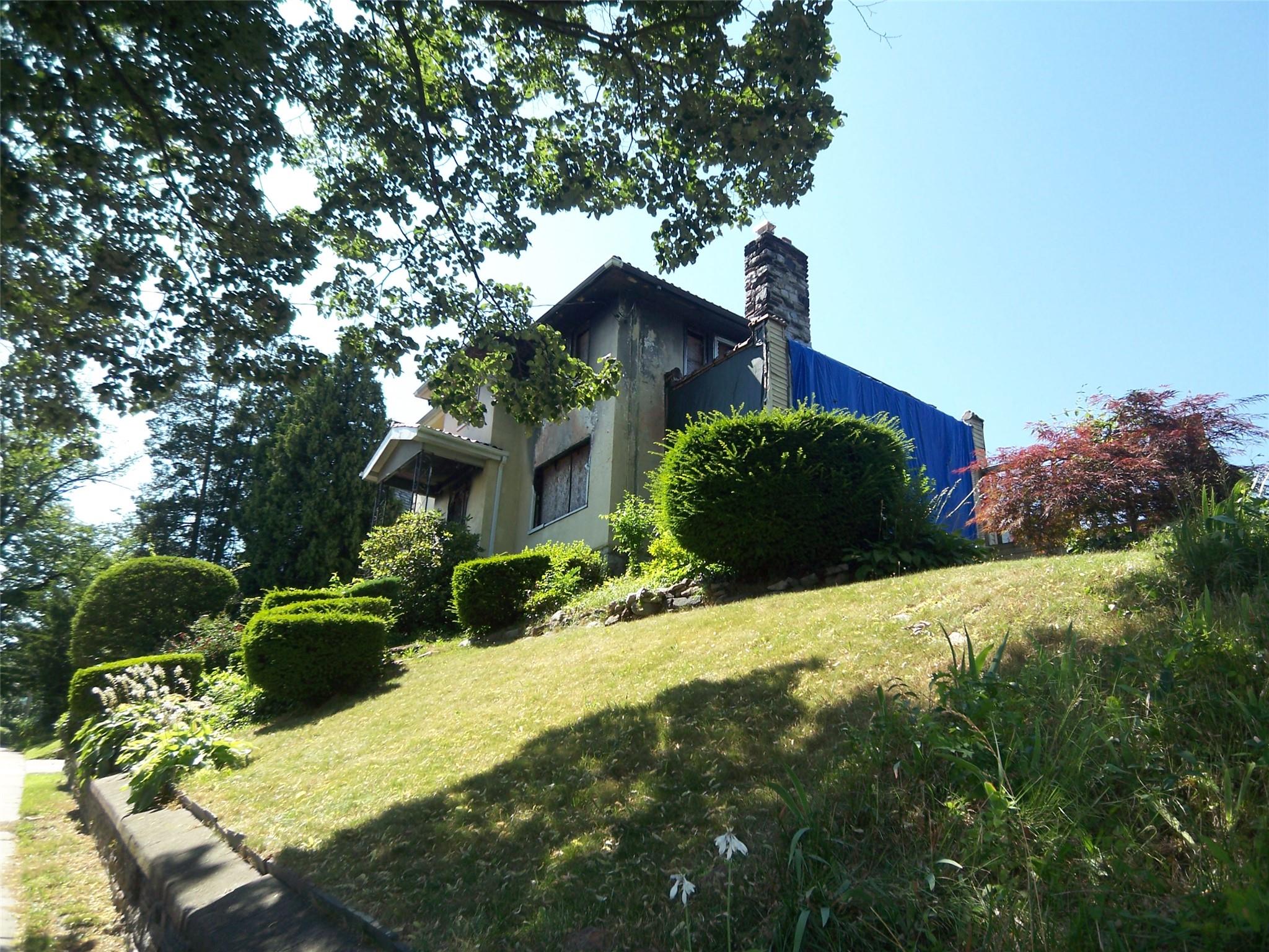 415 E Prospect Avenue, Mount Vernon, NY 10553