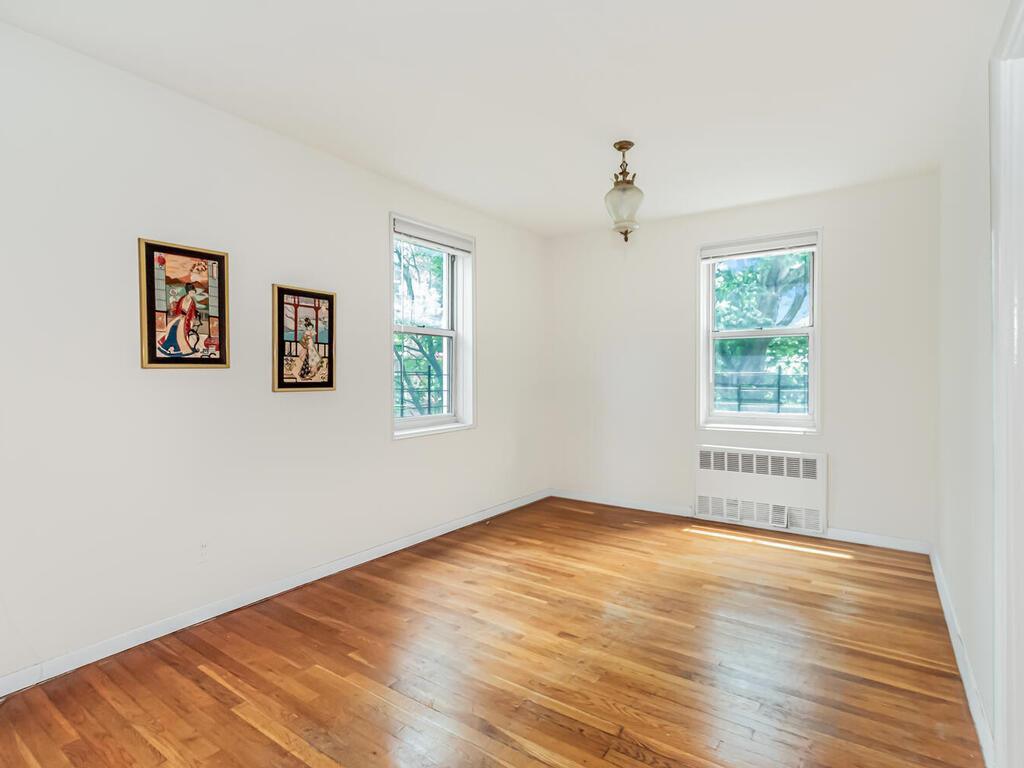 679 W 239th Street W # 3J, Bronx, NY 10463