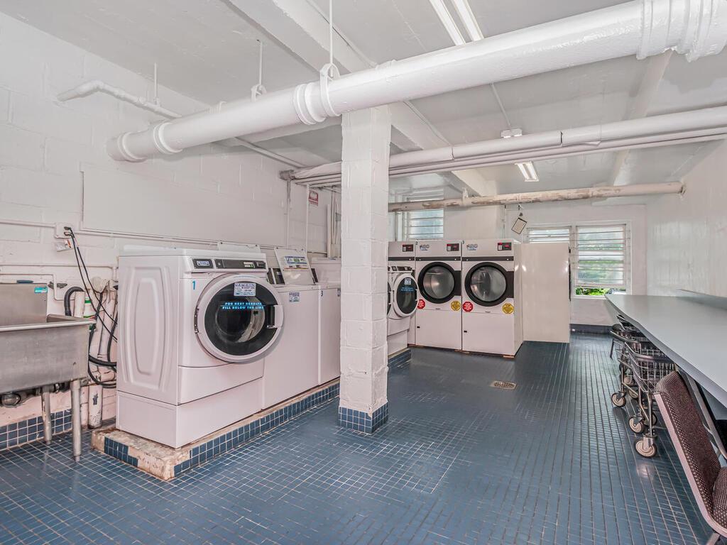 679 W 239th Street W # 3J, Bronx, NY 10463