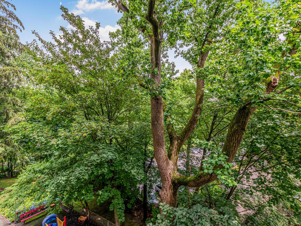 679 W 239th Street W # 3J, Bronx, NY 10463