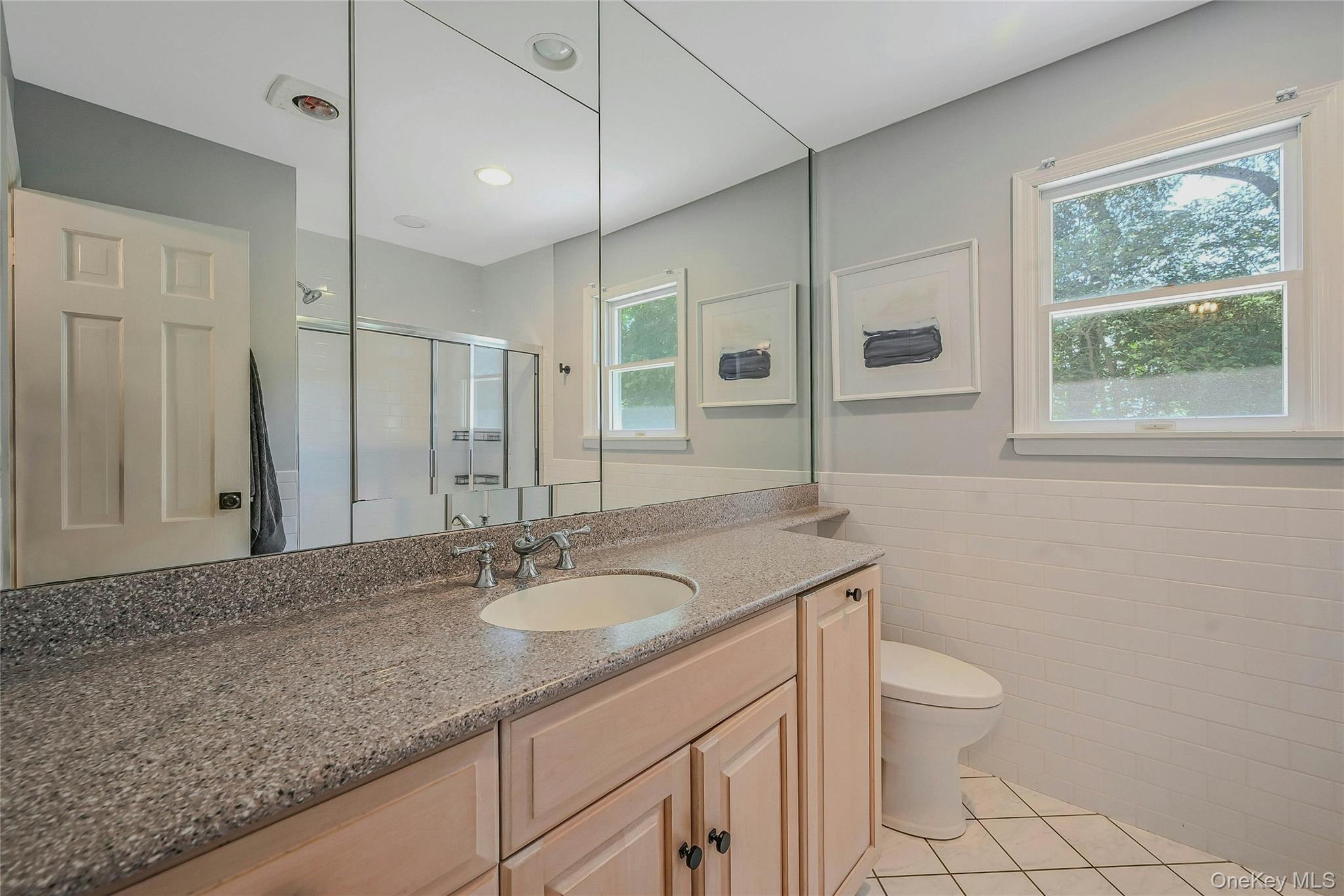 6 Settlers Way, East Setauket, NY 11733