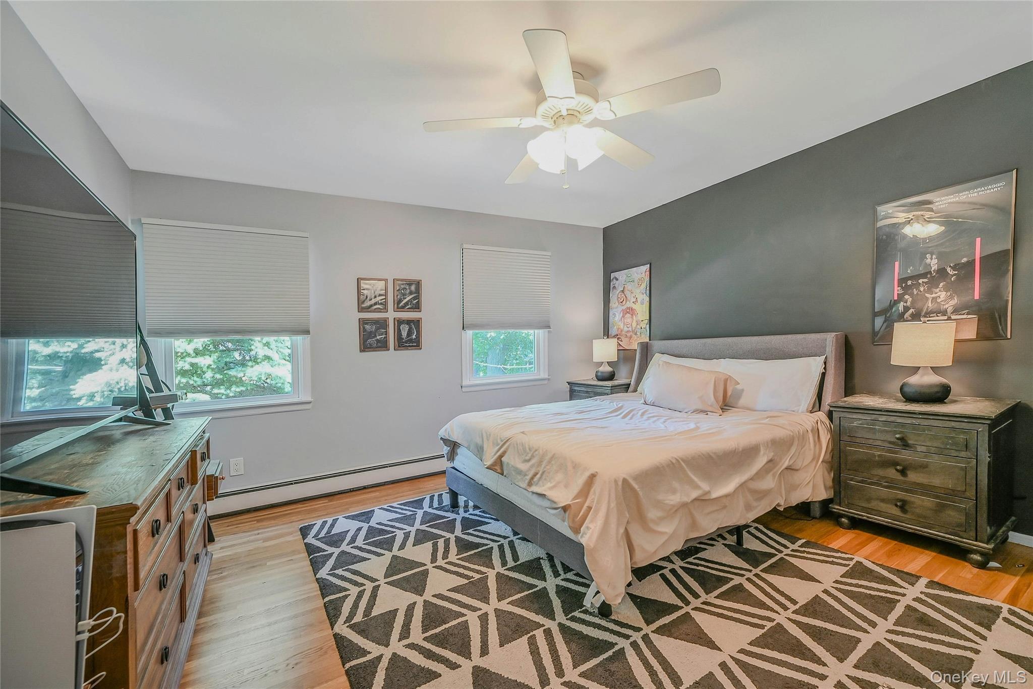 6 Settlers Way, East Setauket, NY 11733