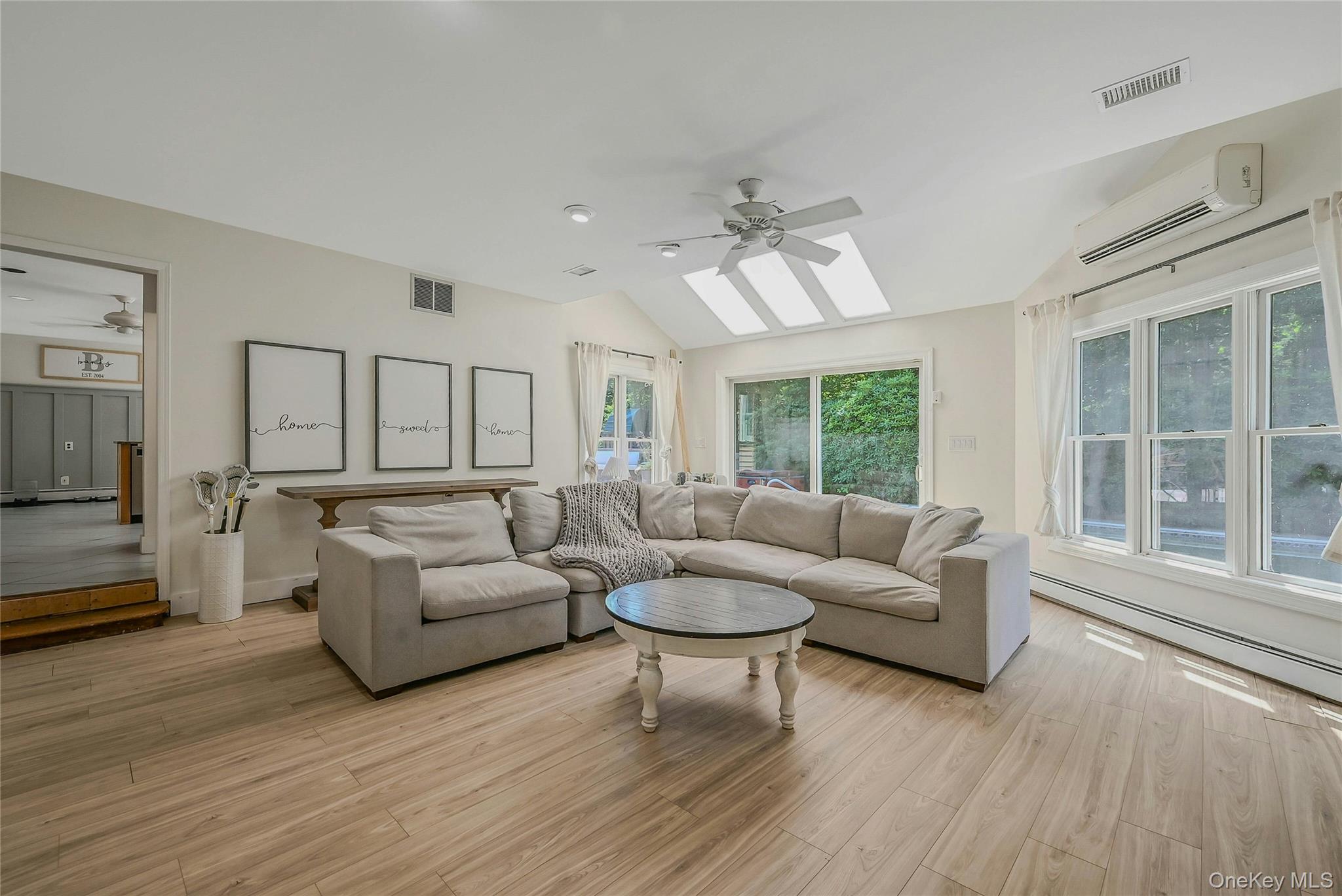 6 Settlers Way, East Setauket, NY 11733