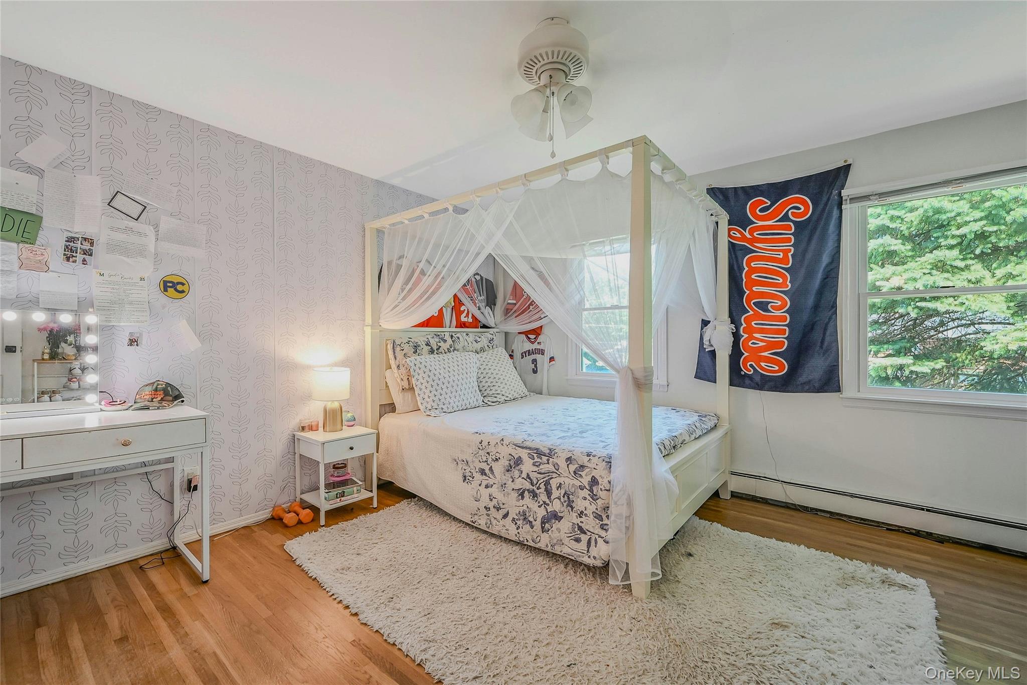 6 Settlers Way, East Setauket, NY 11733