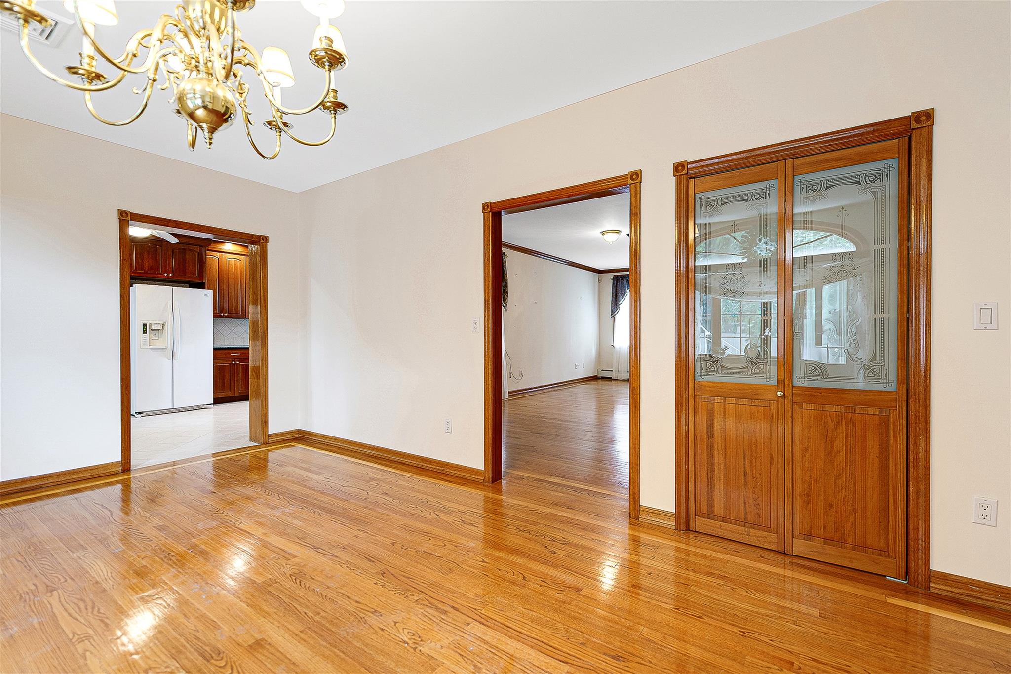 60-14 69th Place, Maspeth, NY 11378