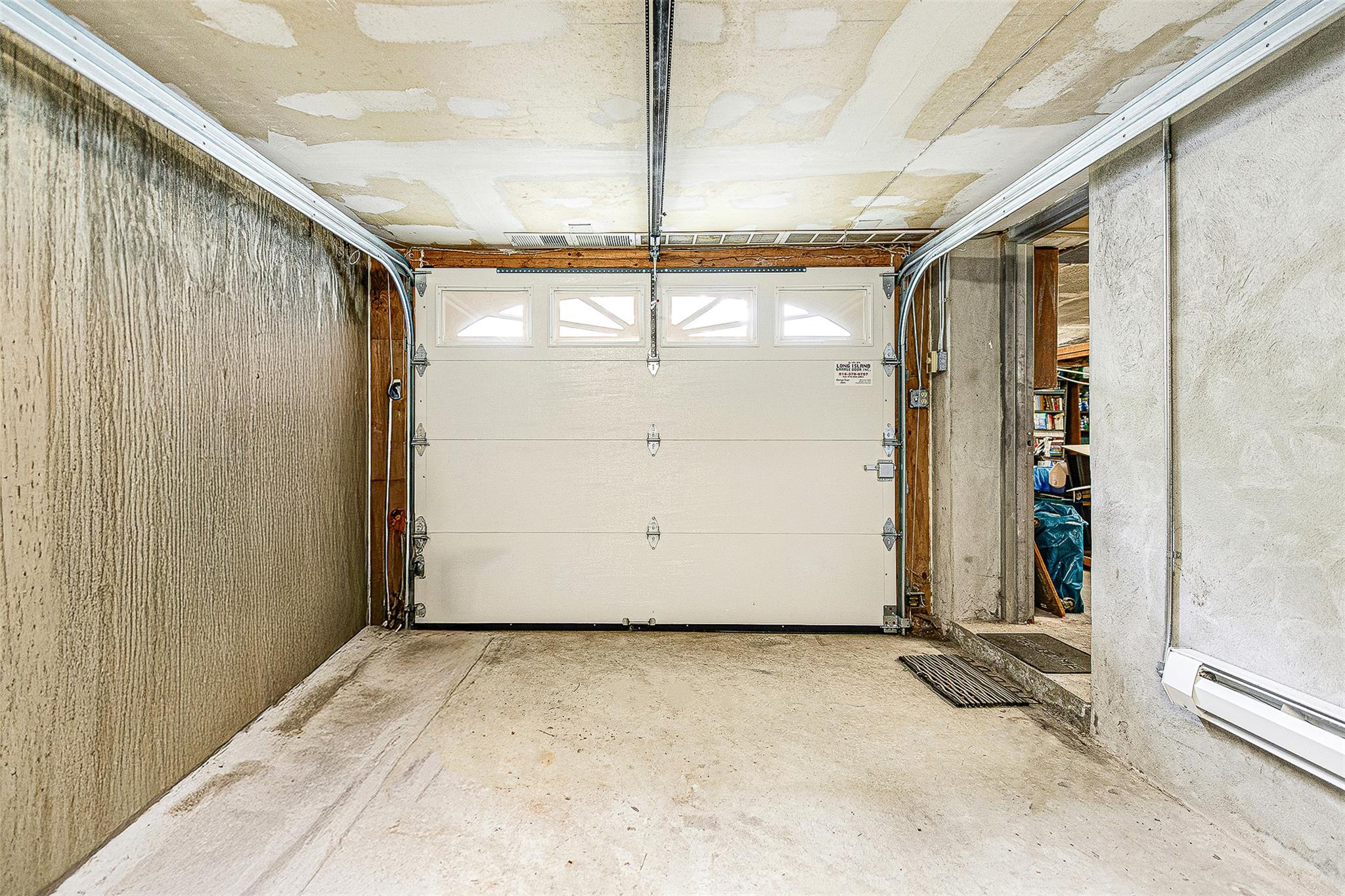 60-14 69th Place, Maspeth, NY 11378