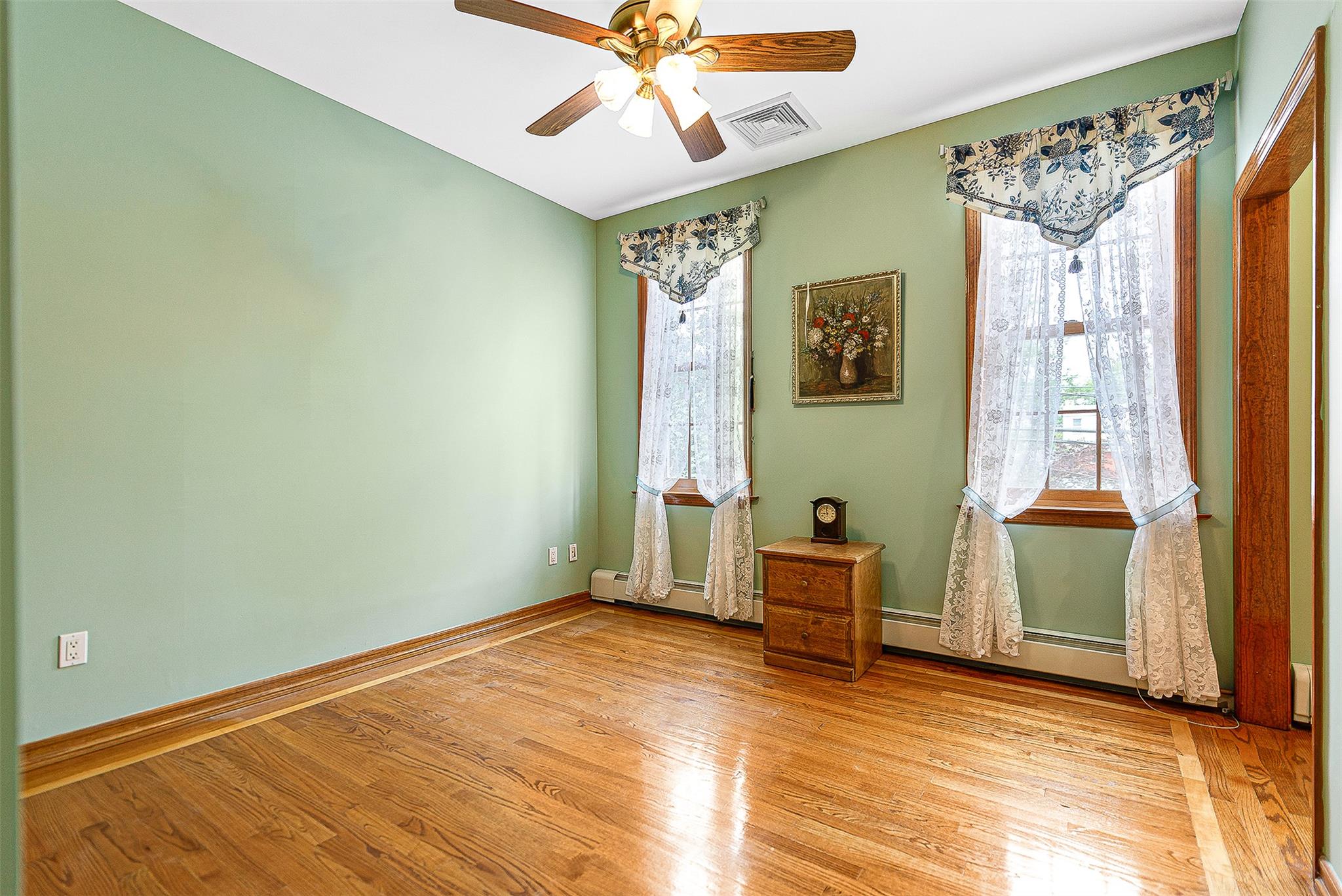 60-14 69th Place, Maspeth, NY 11378