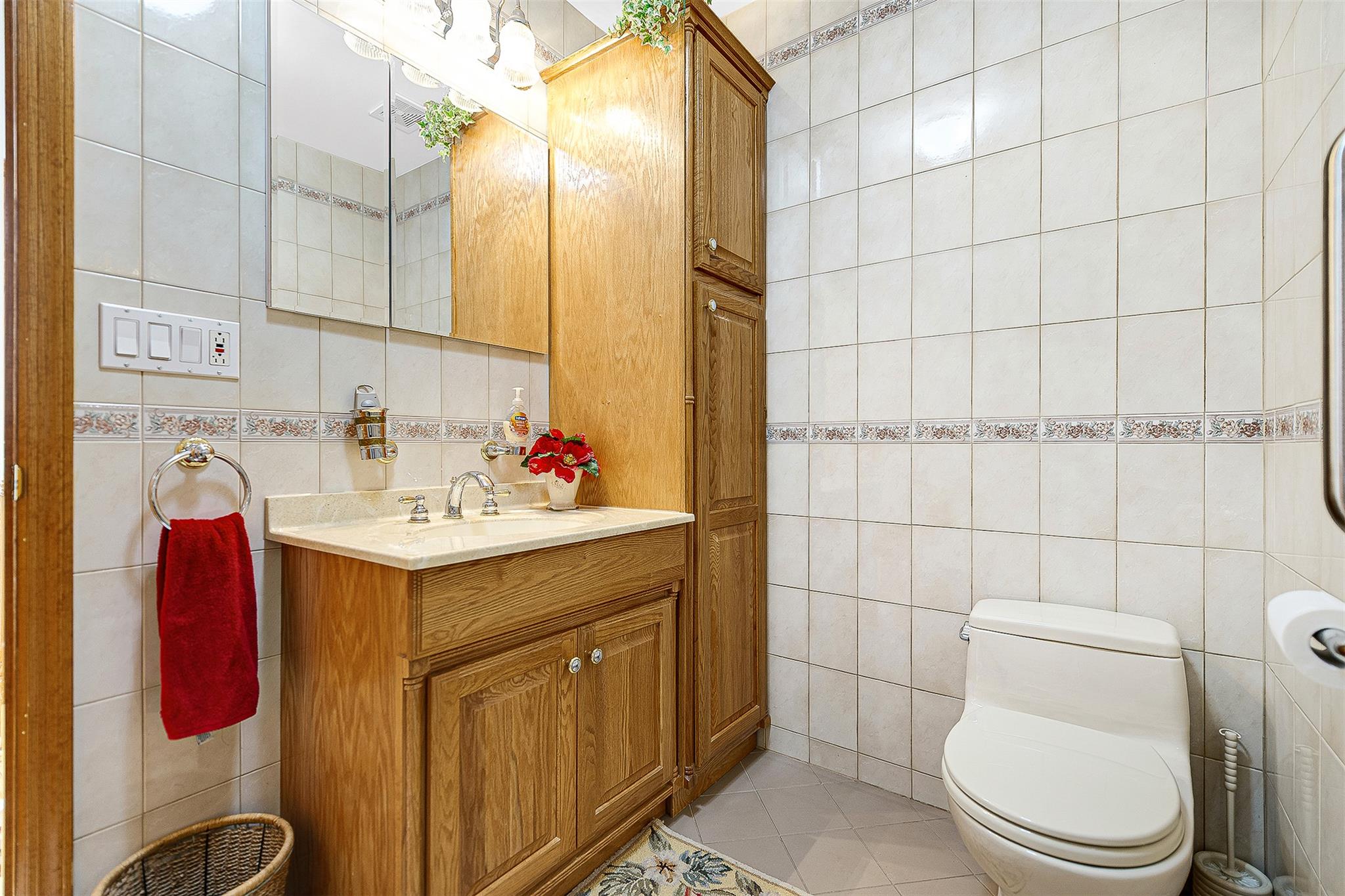 60-14 69th Place, Maspeth, NY 11378