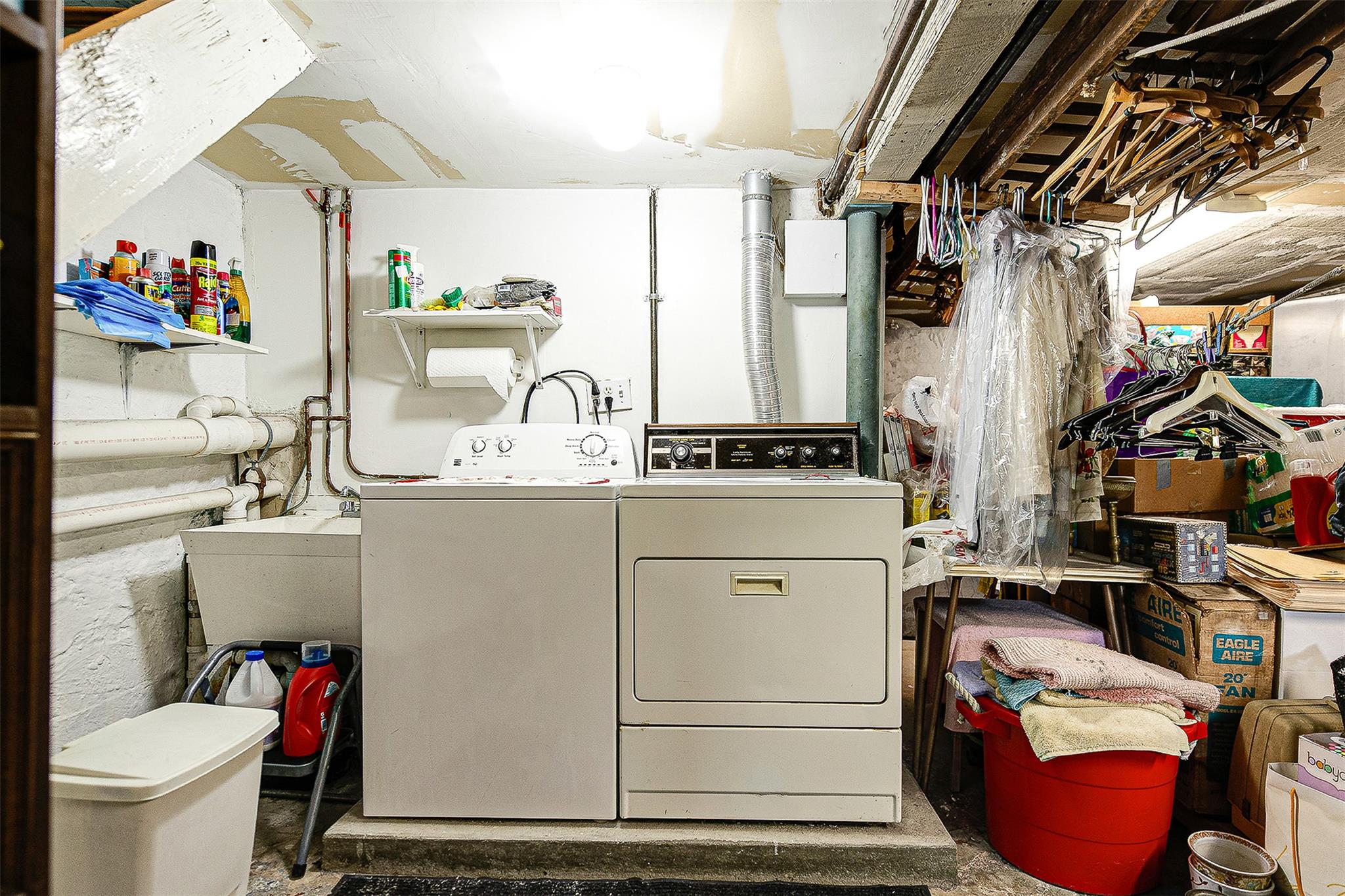 60-14 69th Place, Maspeth, NY 11378