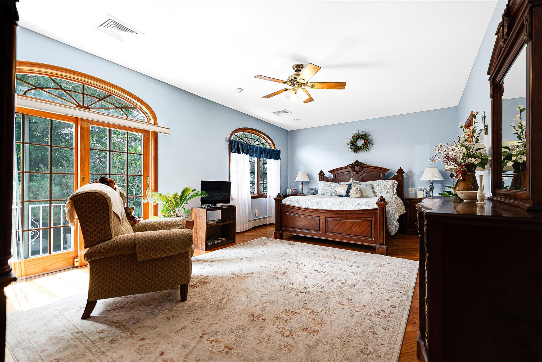 60-14 69th Place, Maspeth, NY 11378