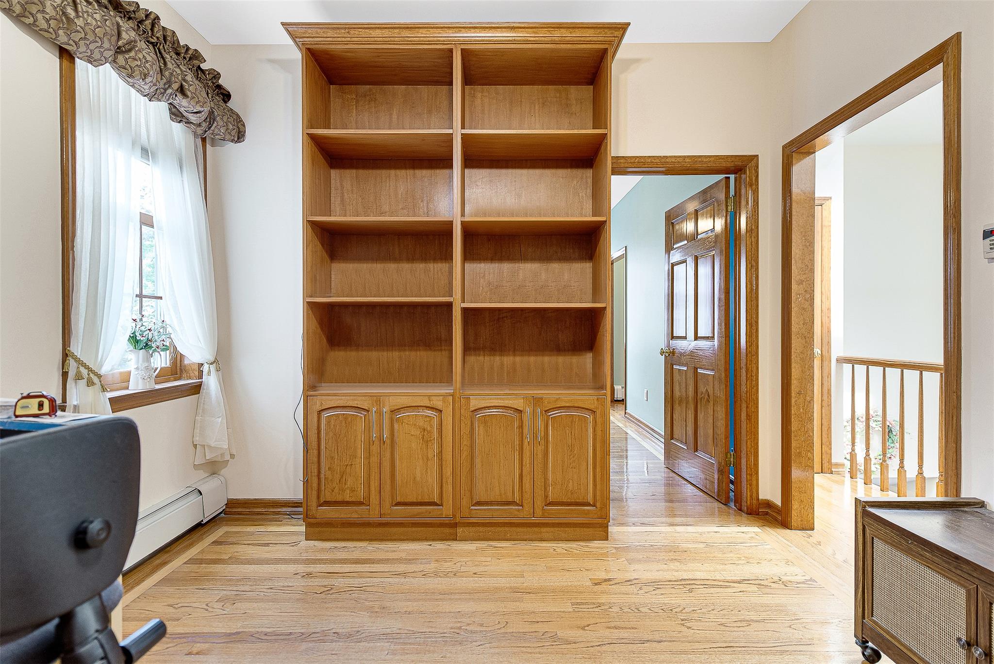 60-14 69th Place, Maspeth, NY 11378