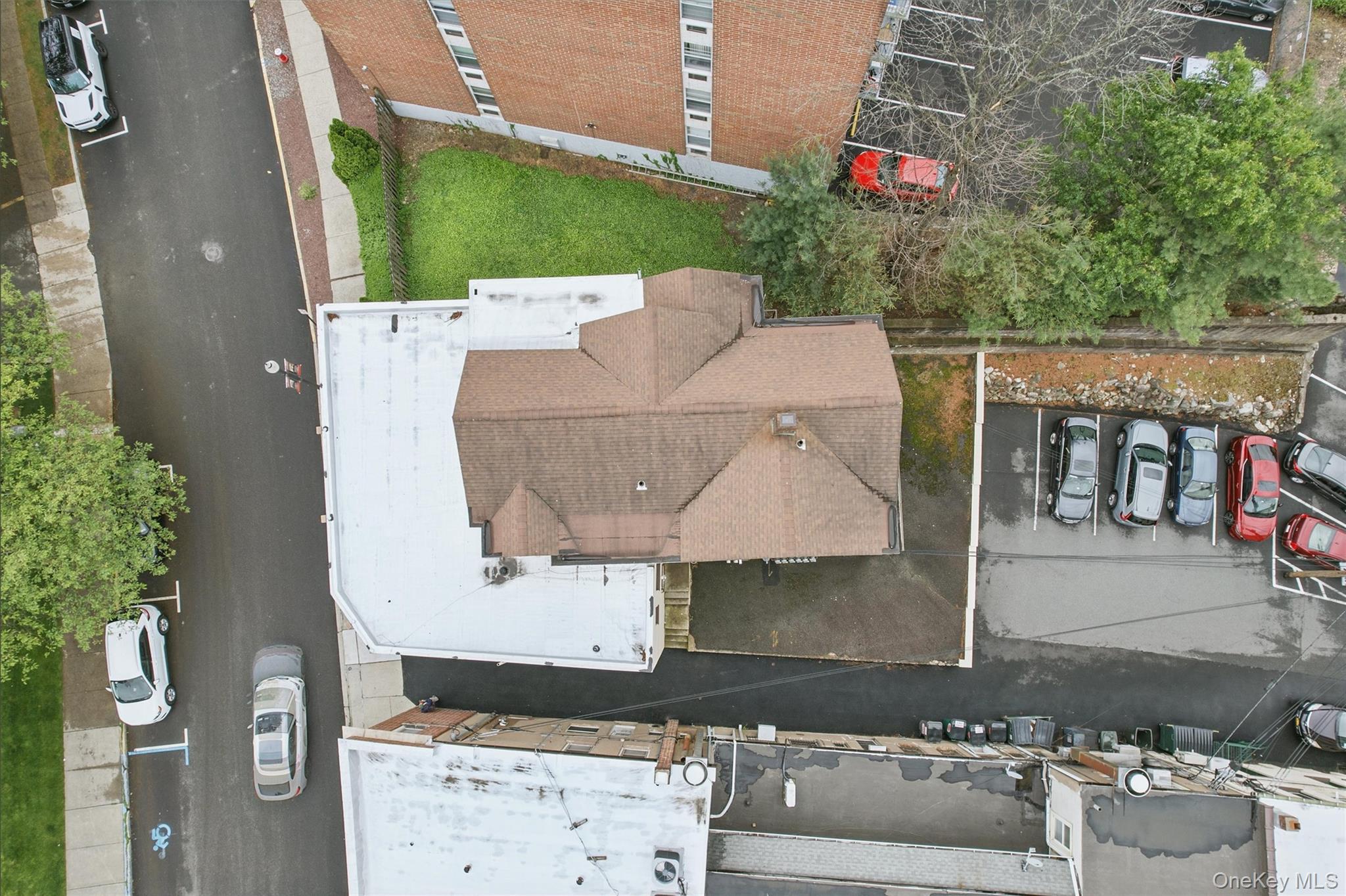 33 Park Avenue, Suffern, NY 10901