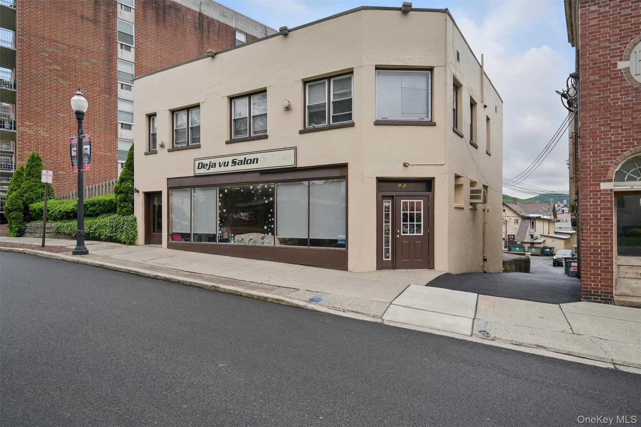 33 Park Avenue, Suffern, NY 10901