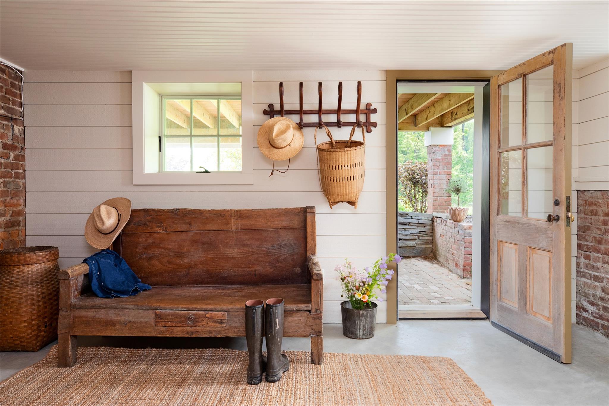 290 Ulster Landing Road, Kingston, NY 12401