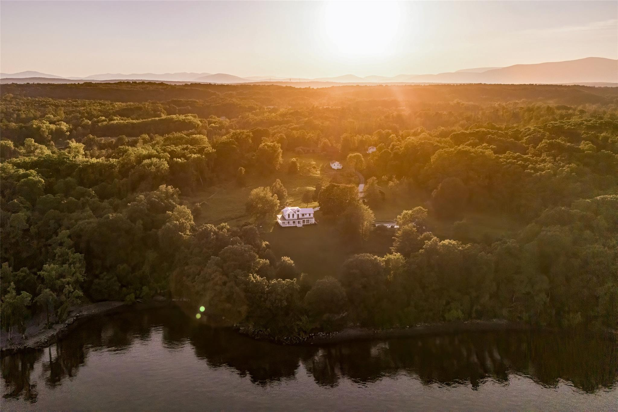 290 Ulster Landing Road, Kingston, NY 12401