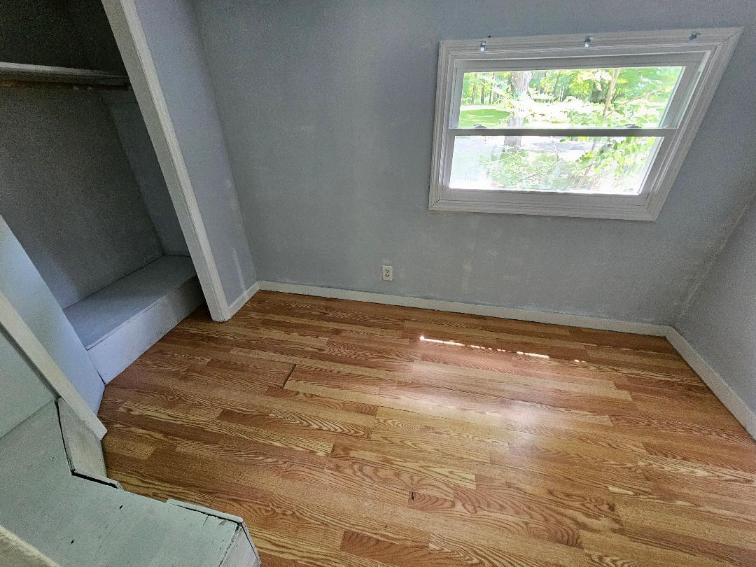 624 Oakland Valley Rd, Cuddebackville, NY 12729