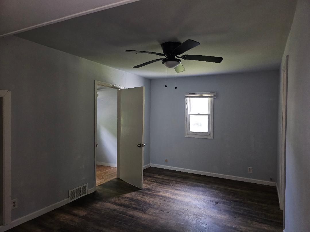 624 Oakland Valley Rd, Cuddebackville, NY 12729