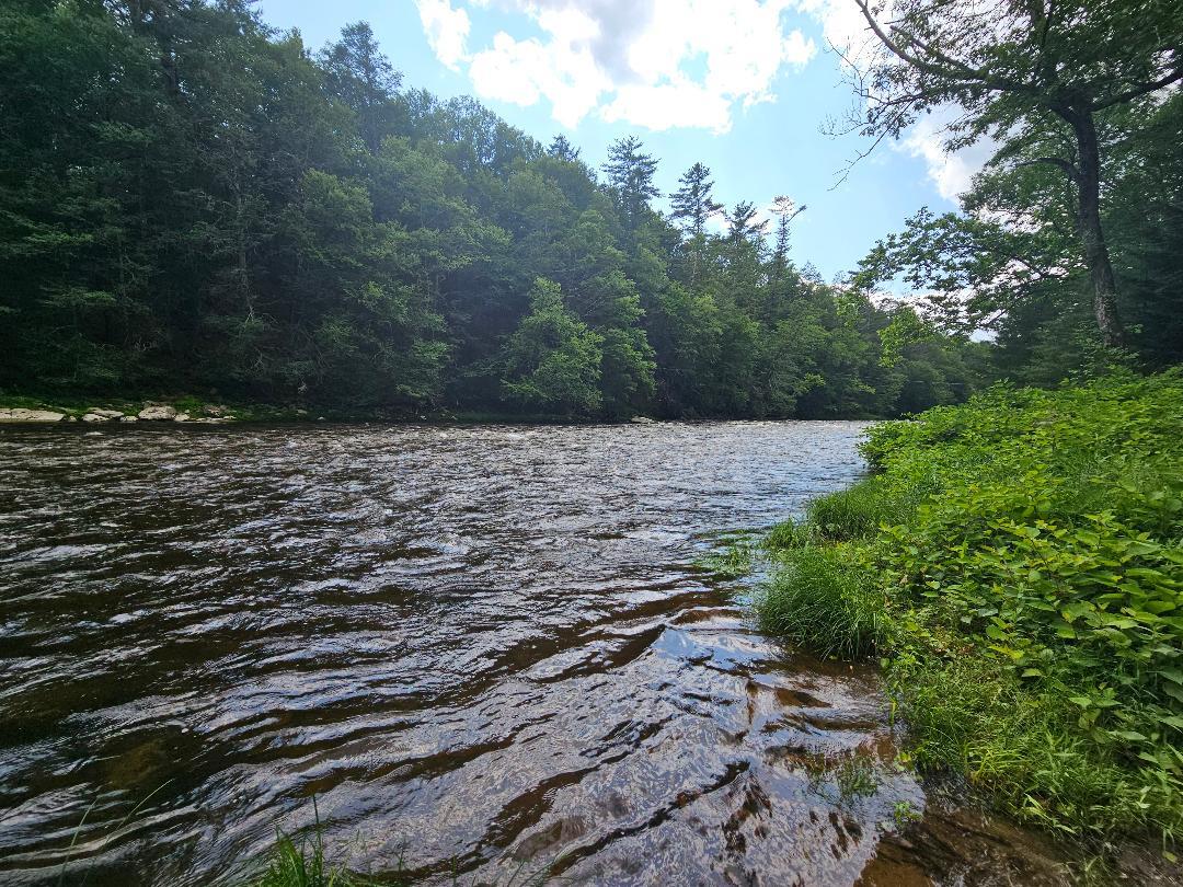 624 Oakland Valley Rd, Cuddebackville, NY 12729