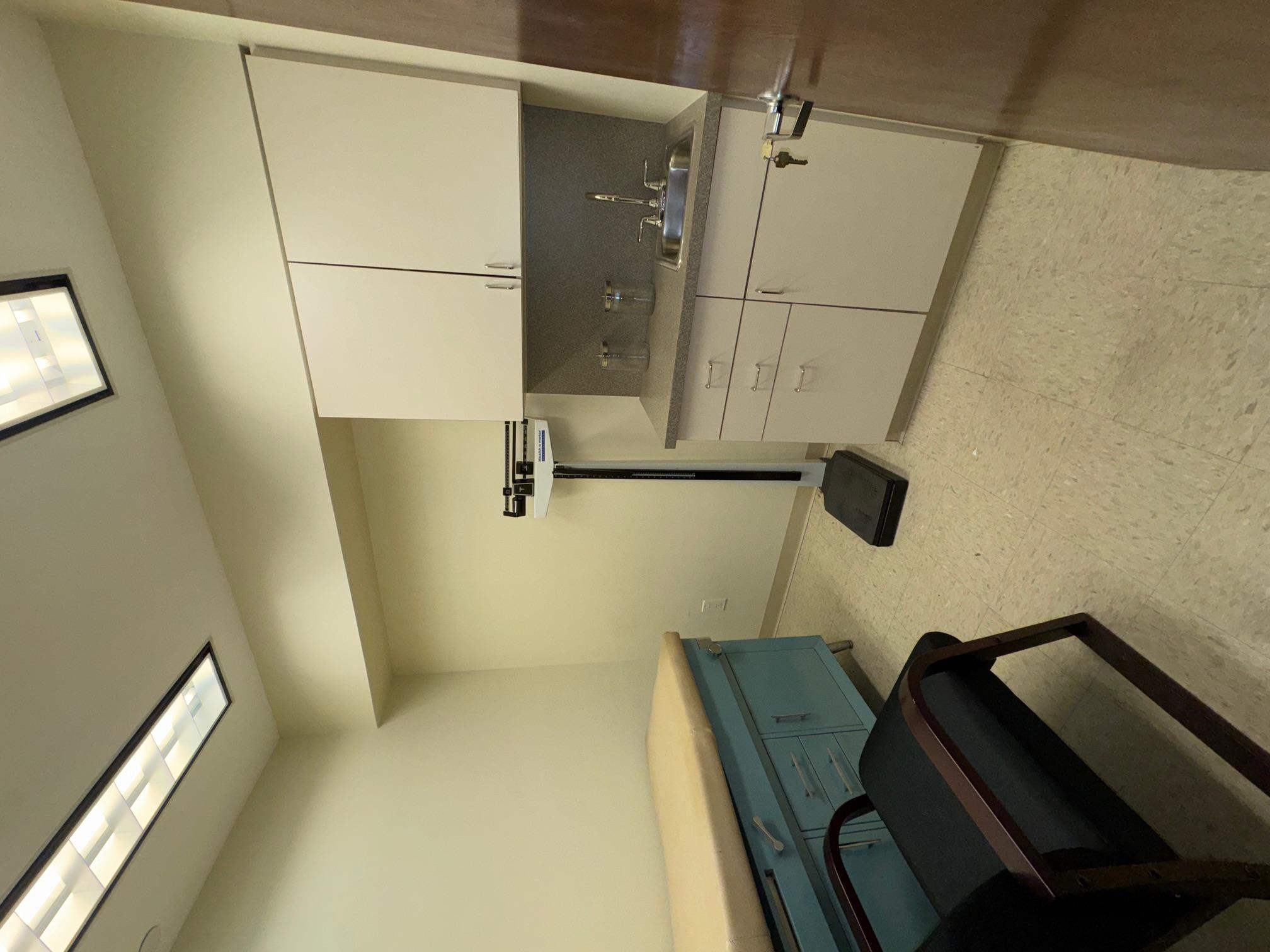 8371 116th Street # M1, Kew Gardens, NY 11418