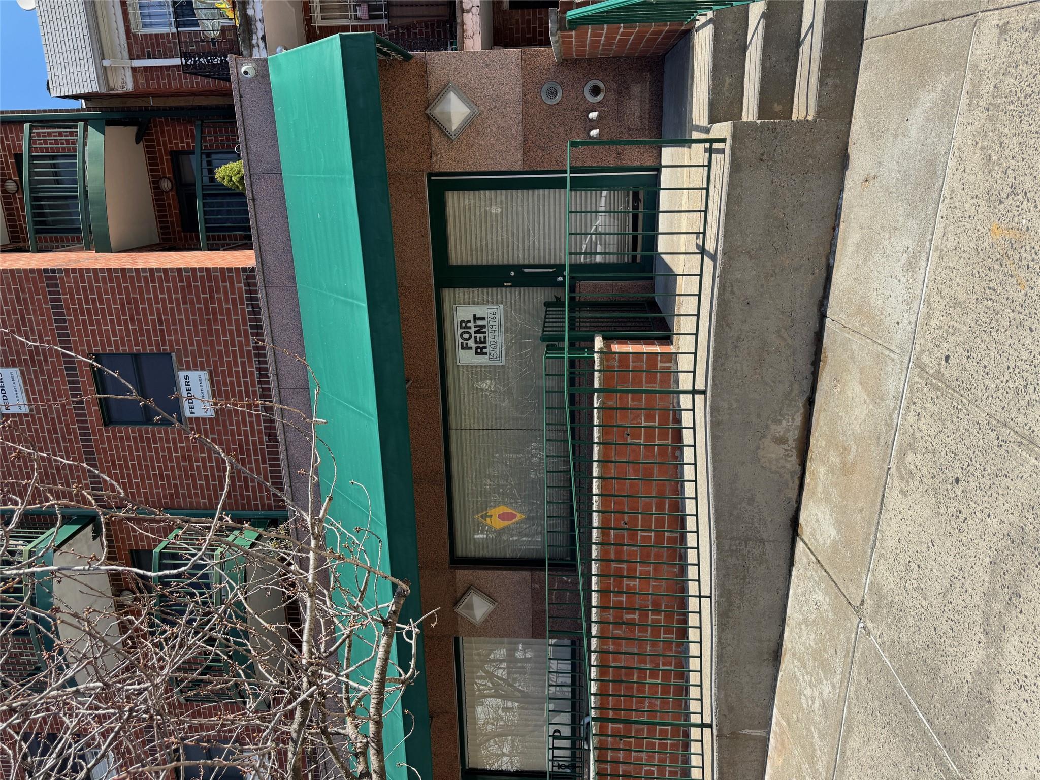 8371 116th Street # M1, Kew Gardens, NY 11418