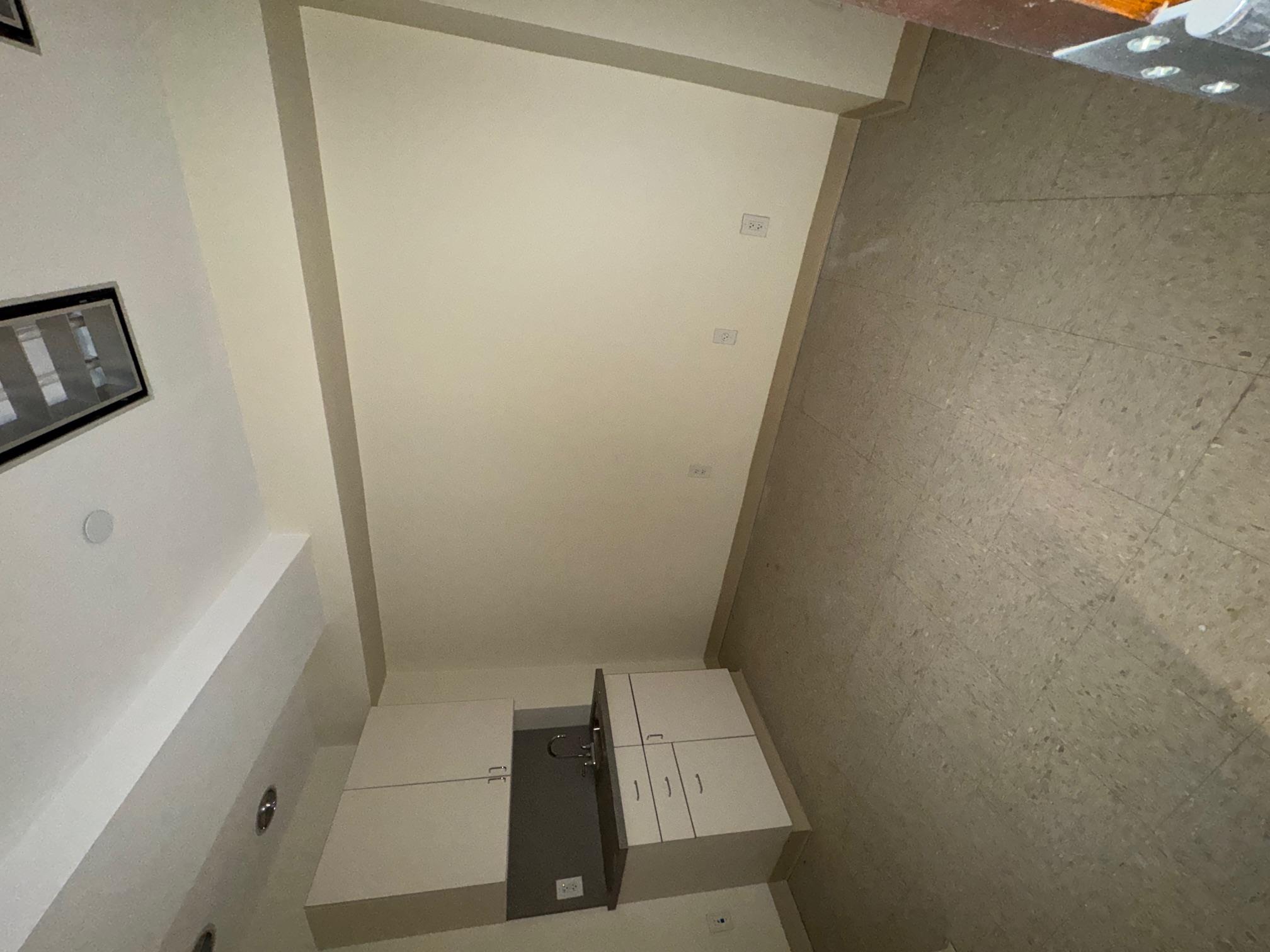 8371 116th Street # M1, Kew Gardens, NY 11418