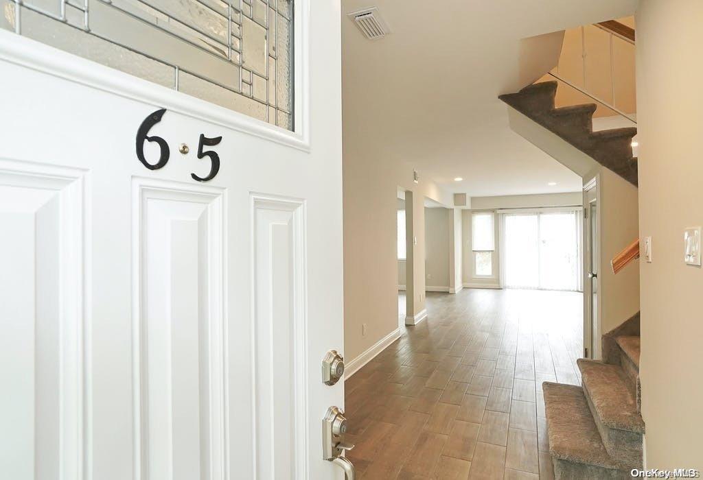 65 Manors Drive, Jericho, NY 11753