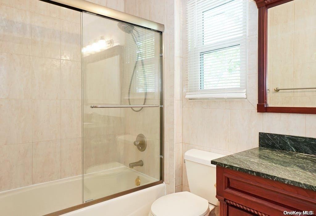 65 Manors Drive, Jericho, NY 11753