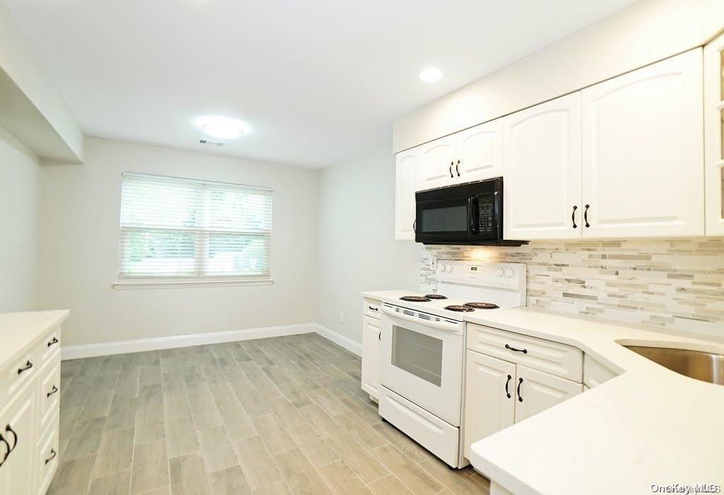 65 Manors Drive, Jericho, NY 11753