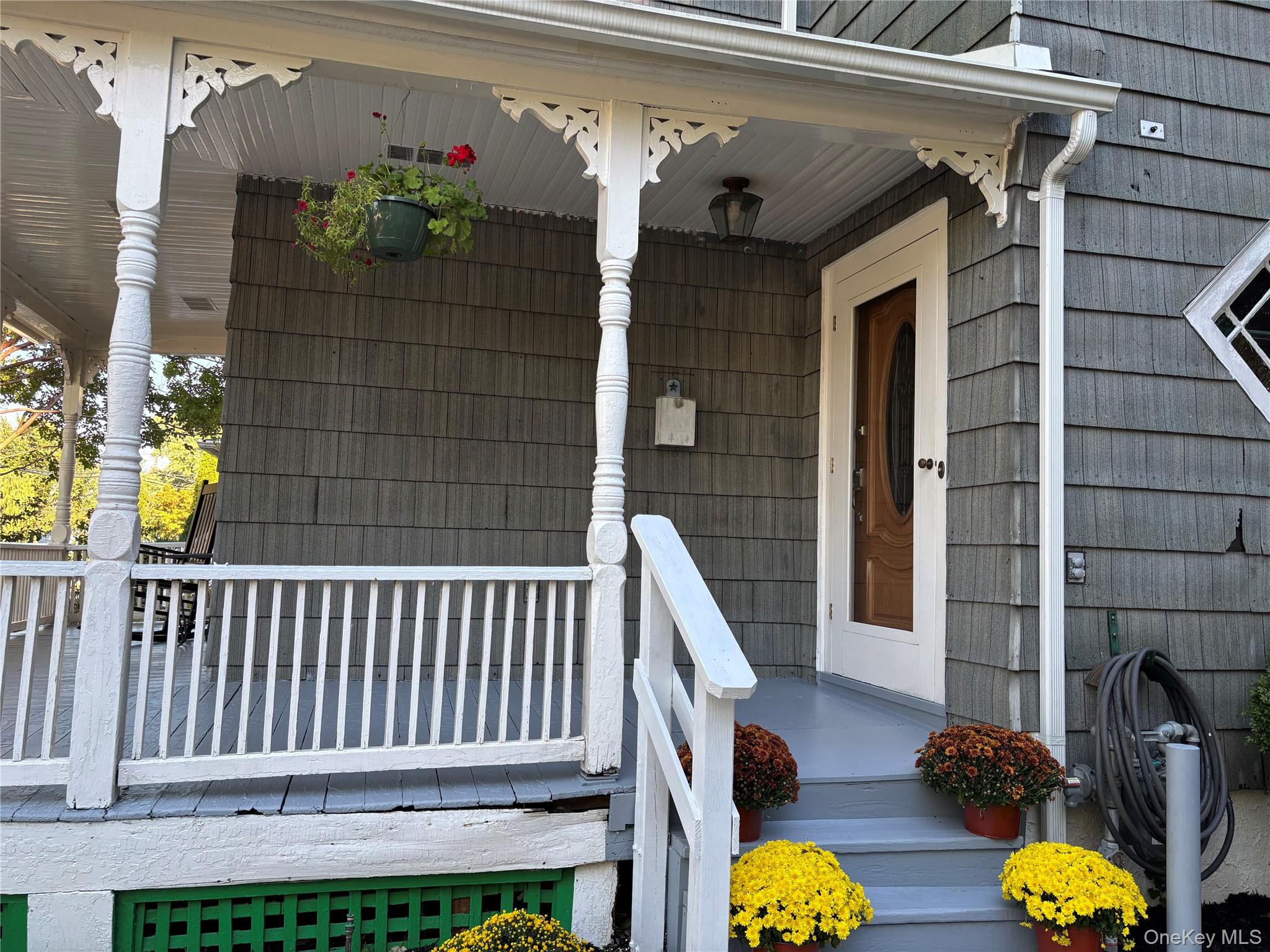 92 Walnut Street, Lynbrook, NY 11563