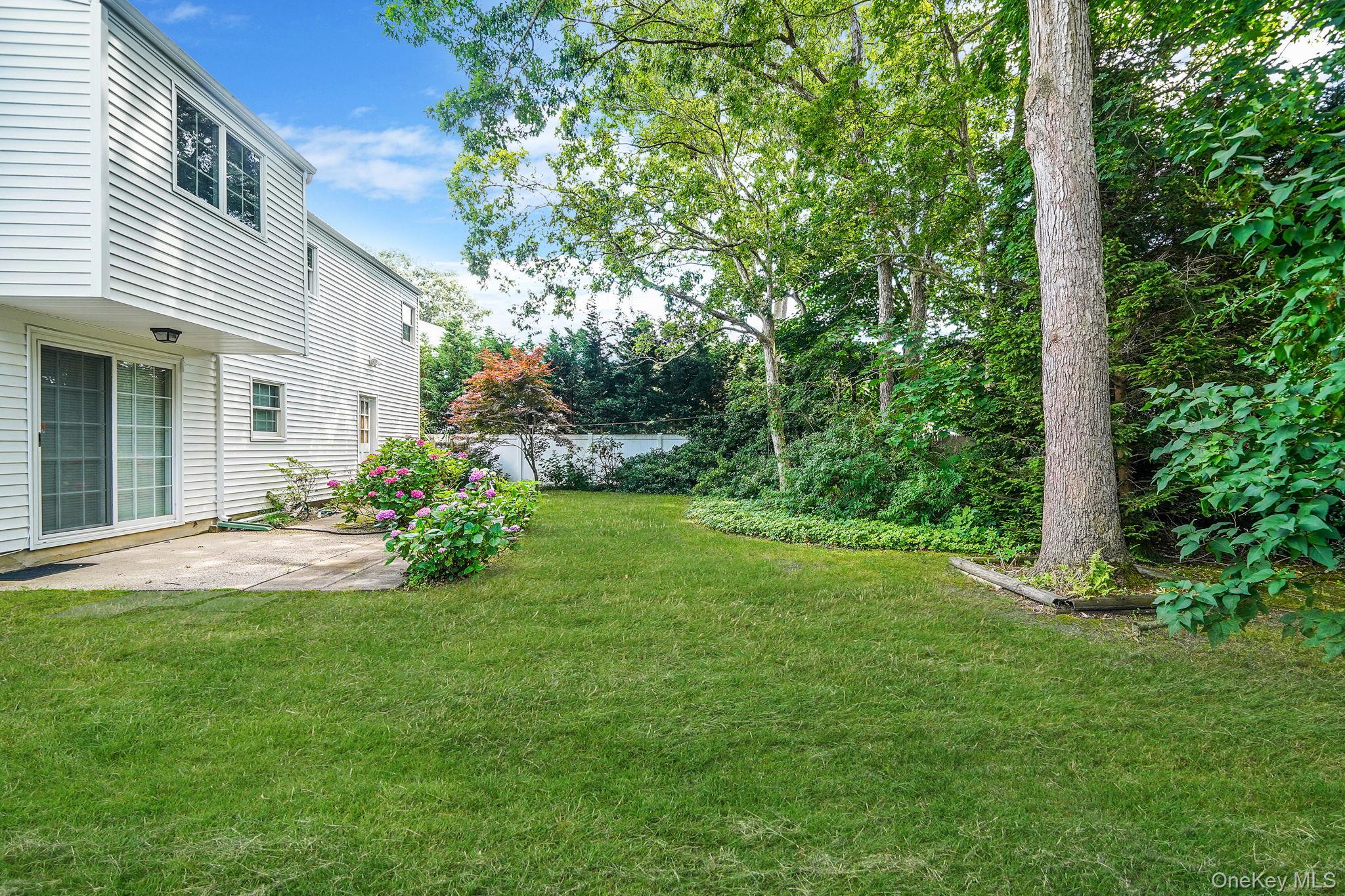 708 Bohemia Parkway, Sayville, NY 11782