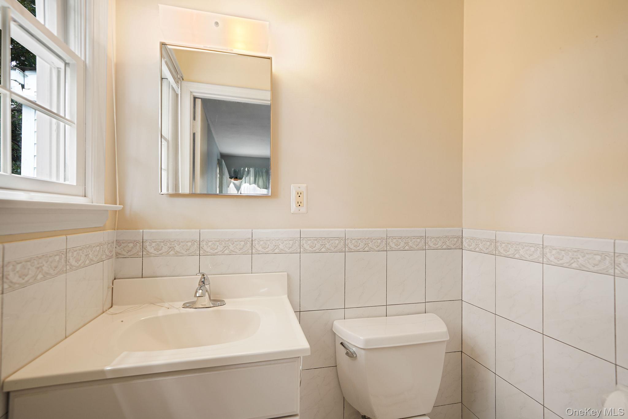 708 Bohemia Parkway, Sayville, NY 11782