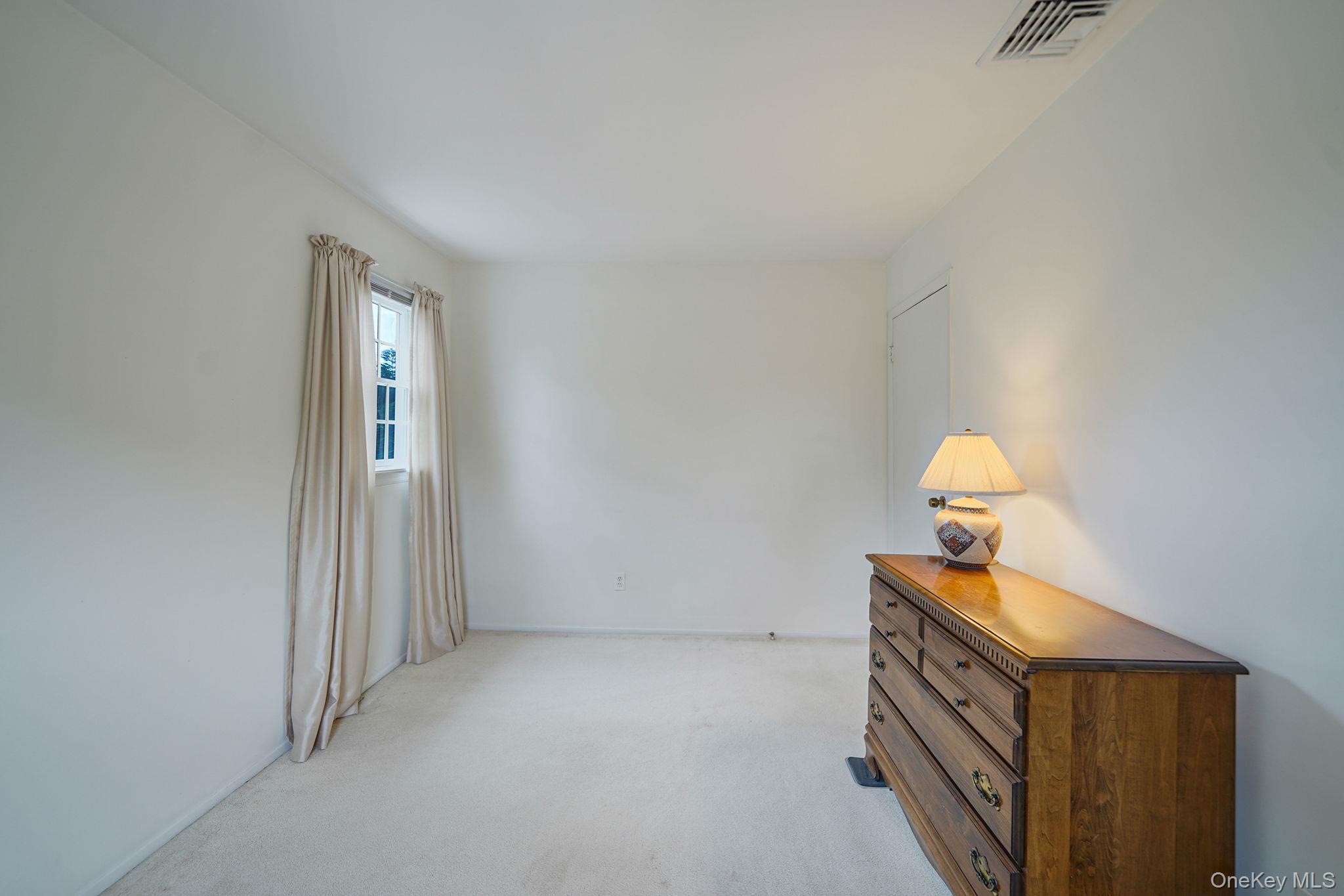 708 Bohemia Parkway, Sayville, NY 11782