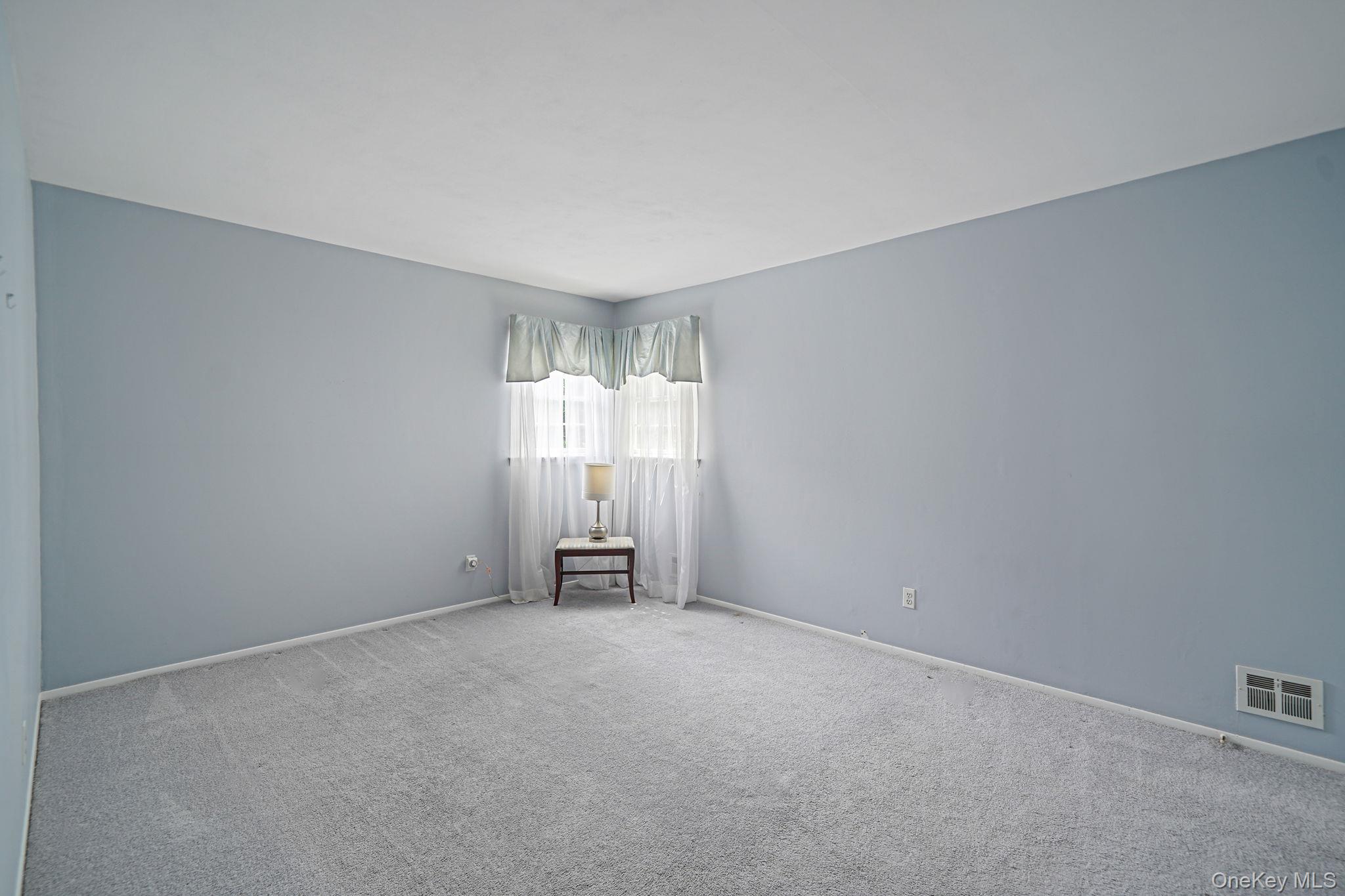 708 Bohemia Parkway, Sayville, NY 11782