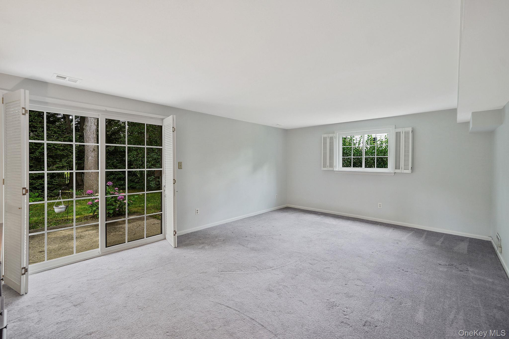 708 Bohemia Parkway, Sayville, NY 11782