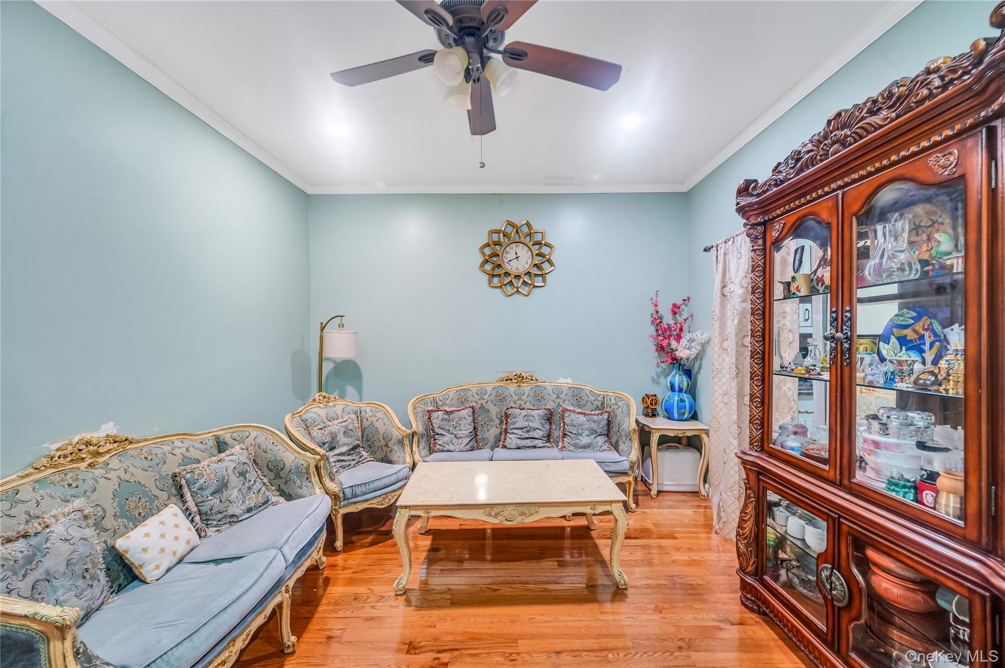 371 Pine Street, Brooklyn, NY 11208