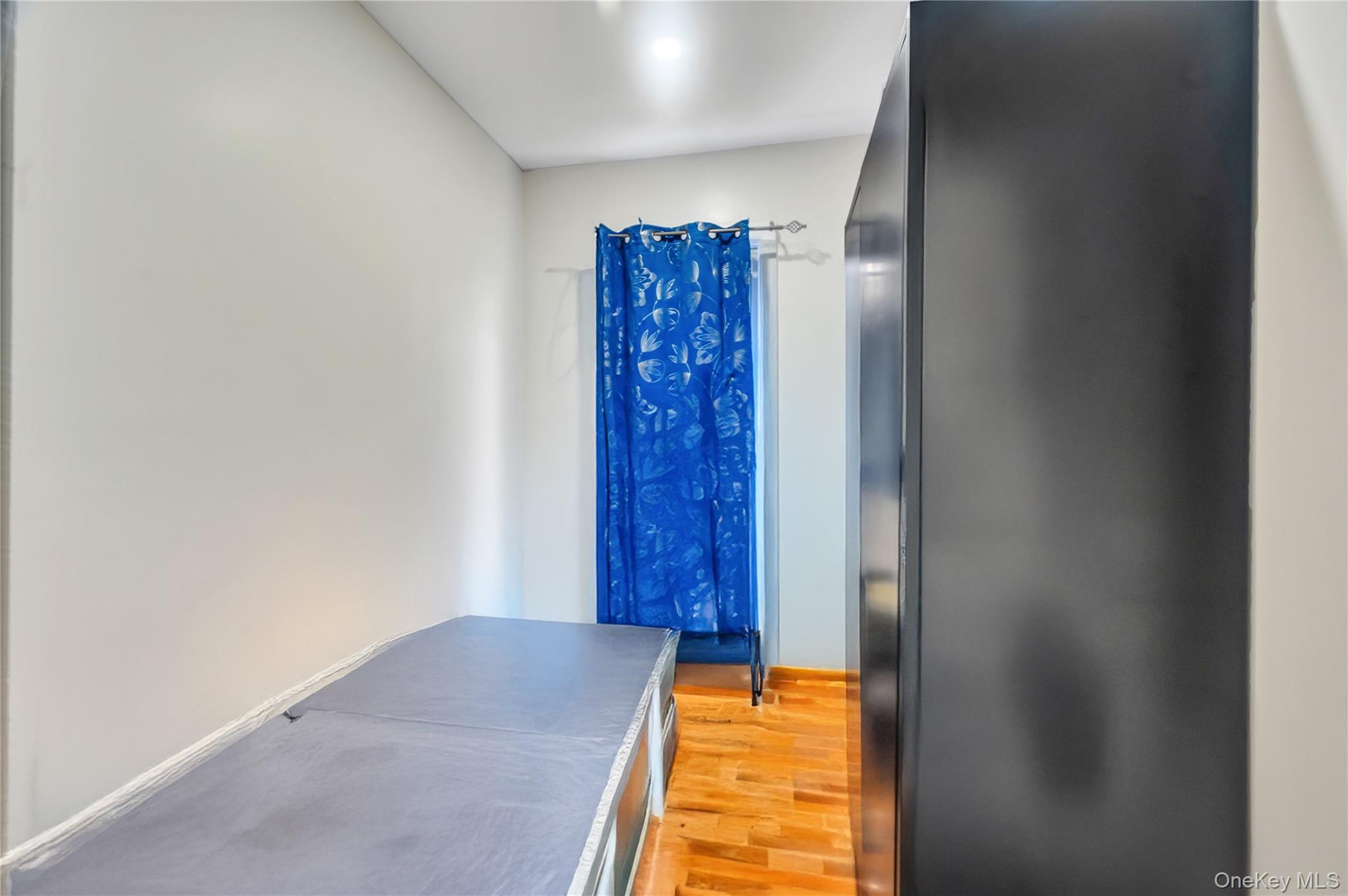 371 Pine Street, Brooklyn, NY 11208