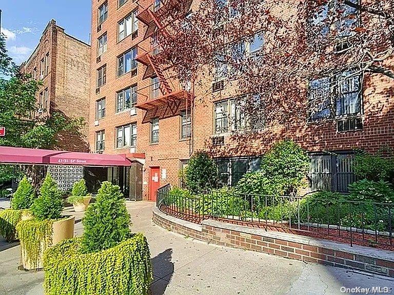 41-31 51 Street # 6M, Woodside, NY 11377